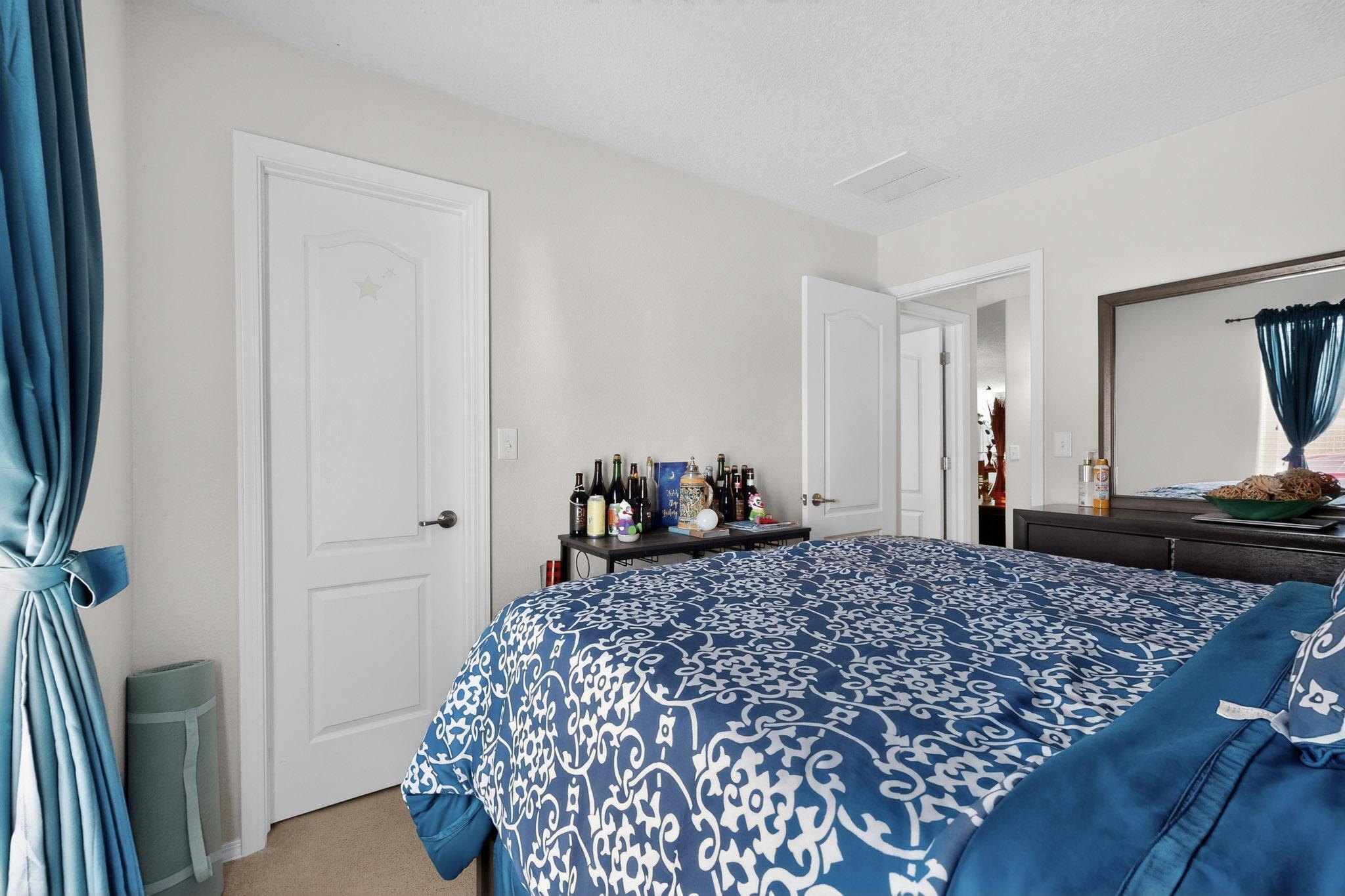 3050 Primo Colores Street