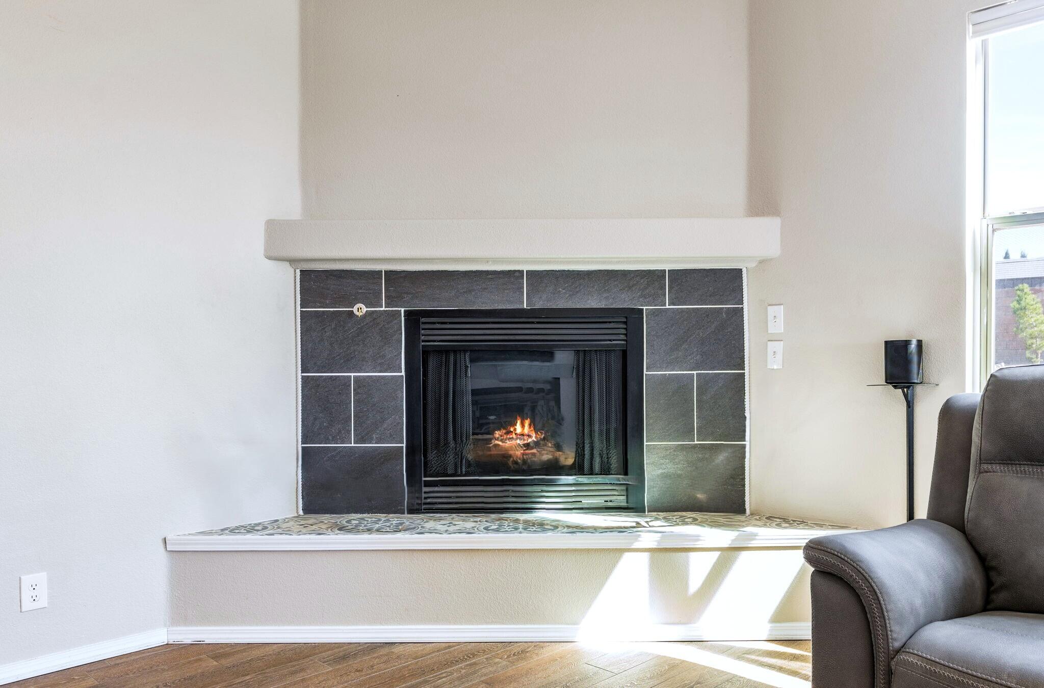 200 Aldaba Circle NE