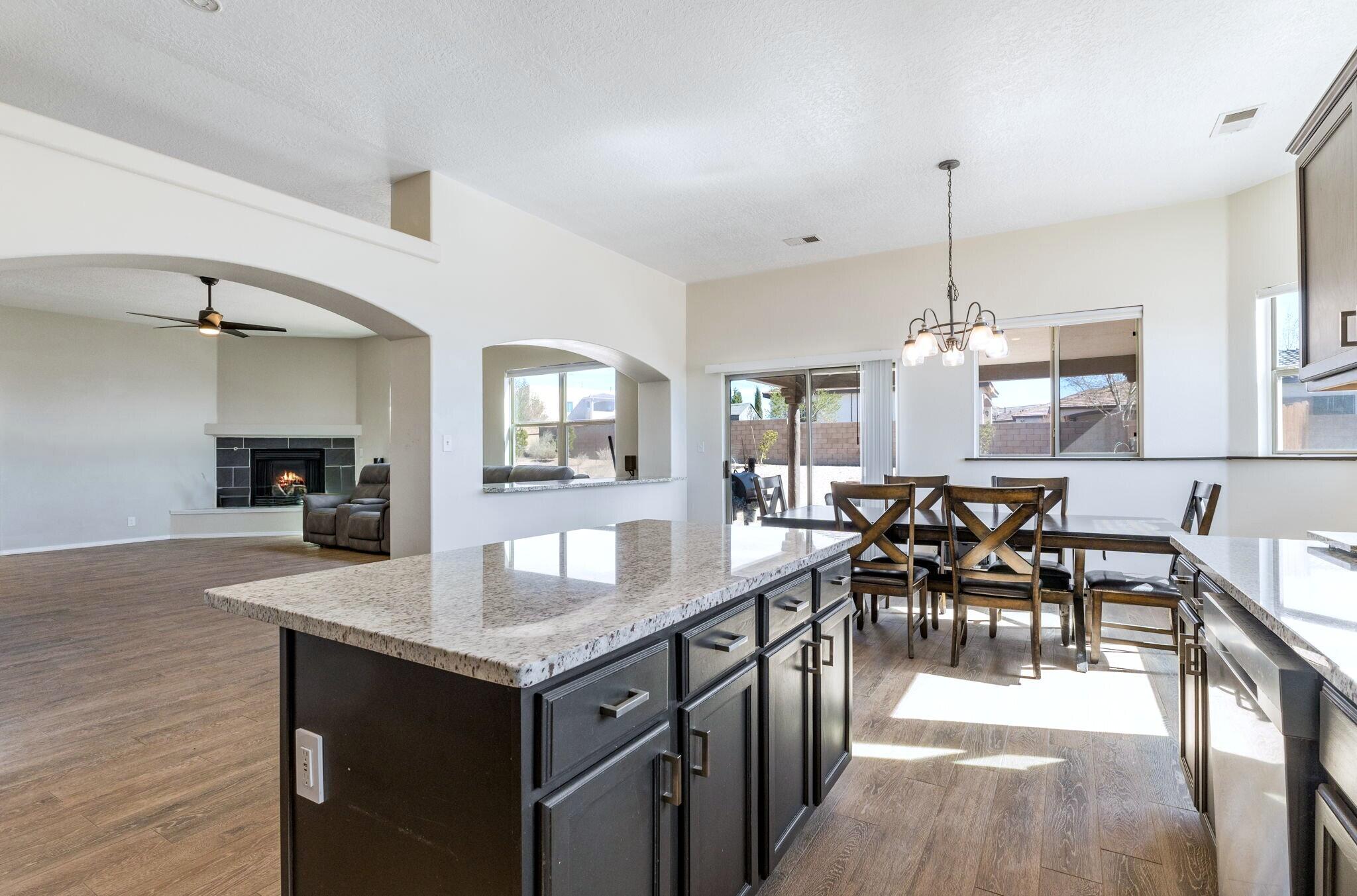 200 Aldaba Circle NE