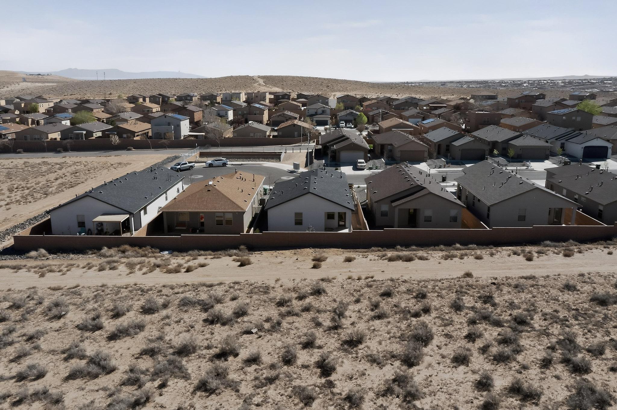 2807 Cambridge Avenue NE