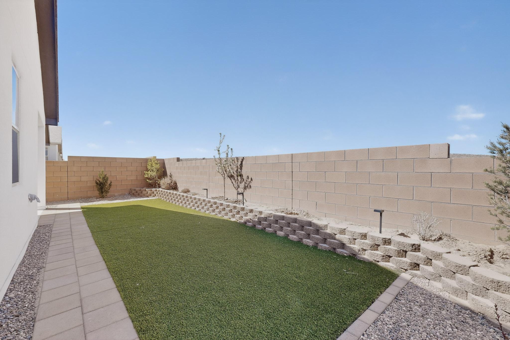 2807 Cambridge Avenue NE