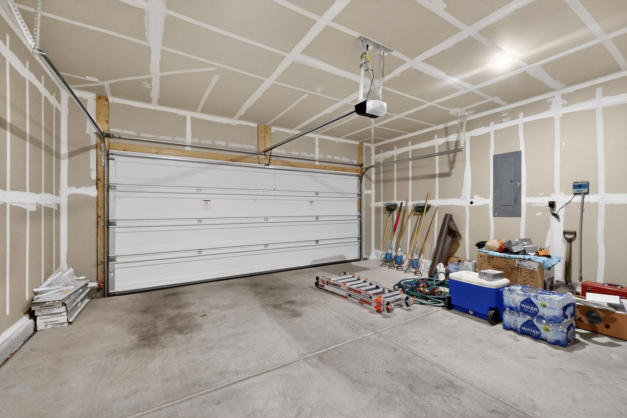 2807 Cambridge Avenue NE