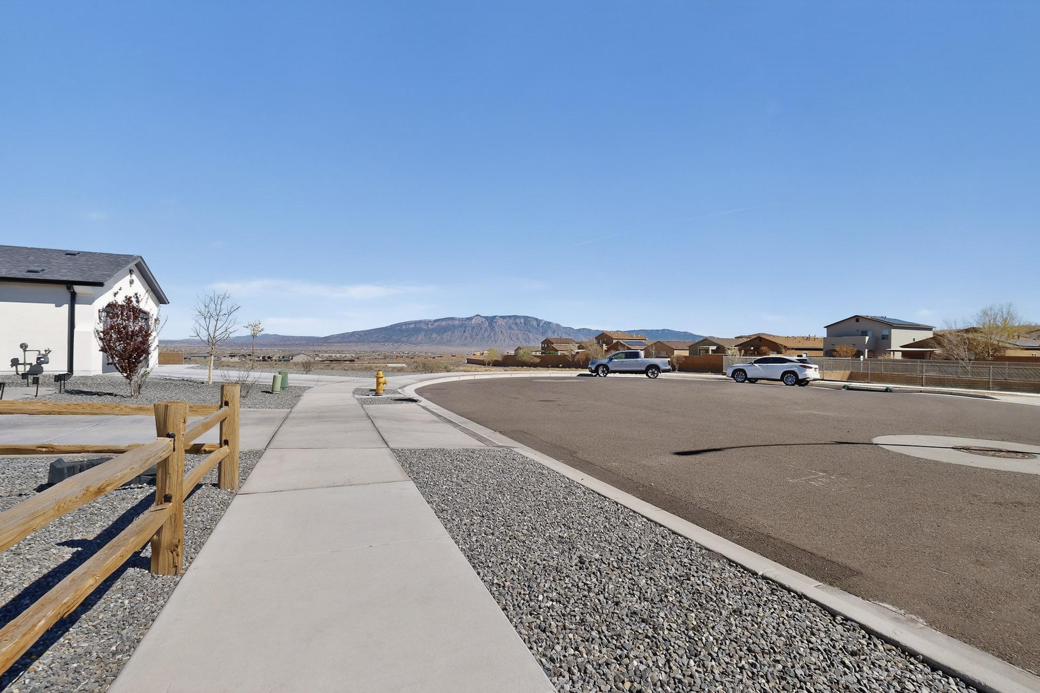 2807 Cambridge Avenue NE