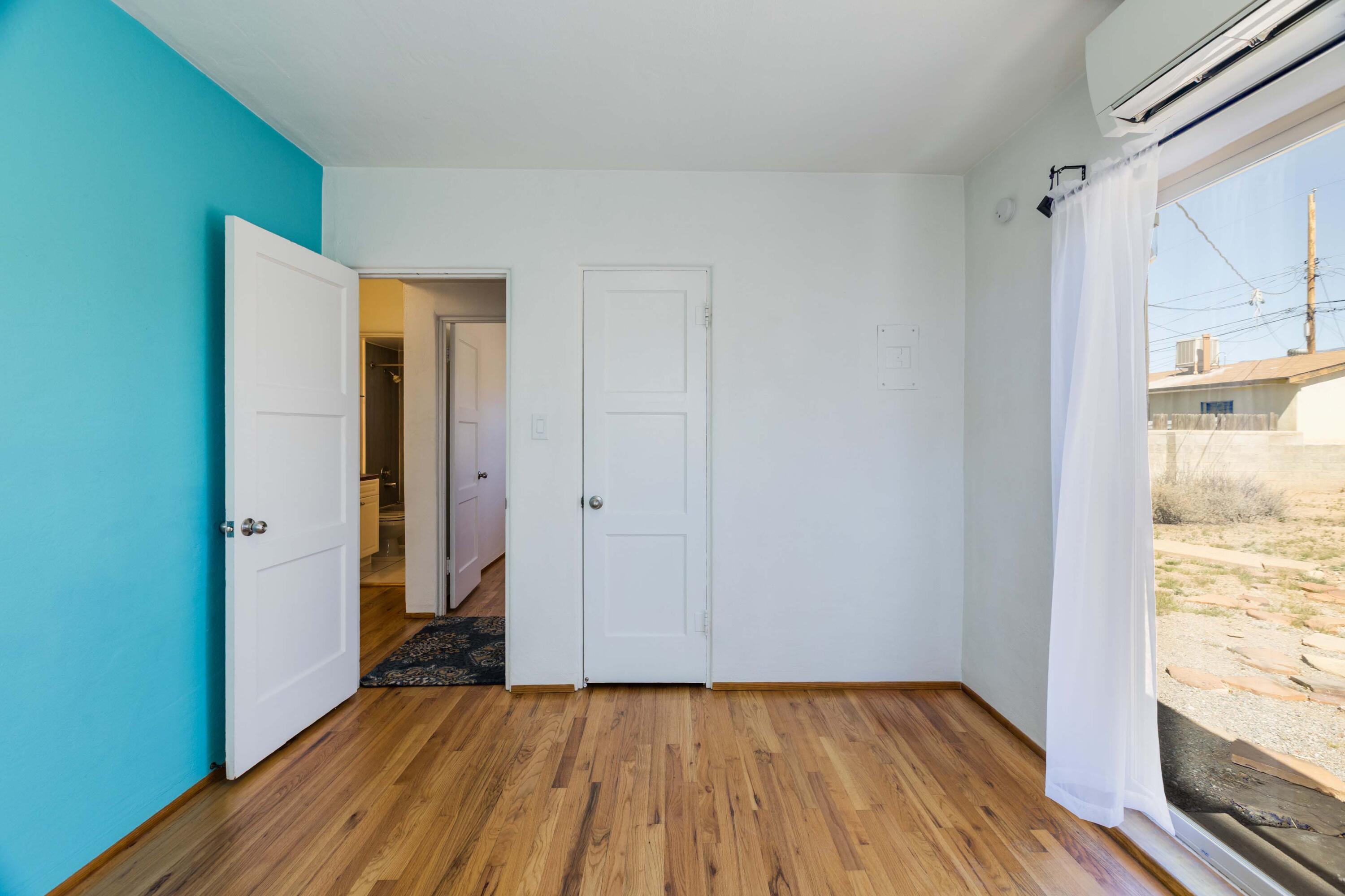 2738 Monroe Street NE