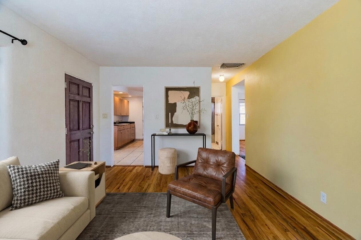 2738 Monroe Street NE