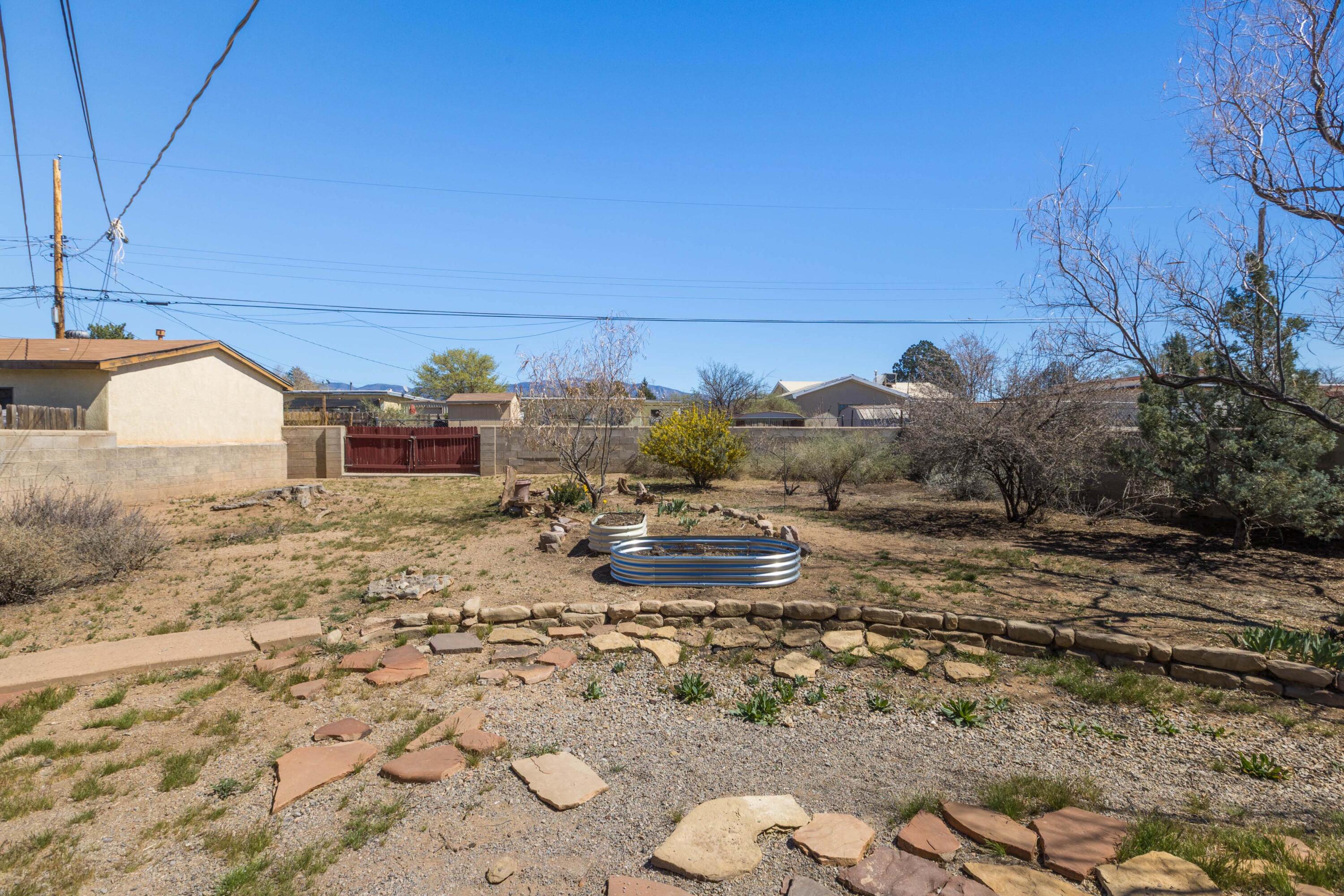 2738 Monroe Street NE