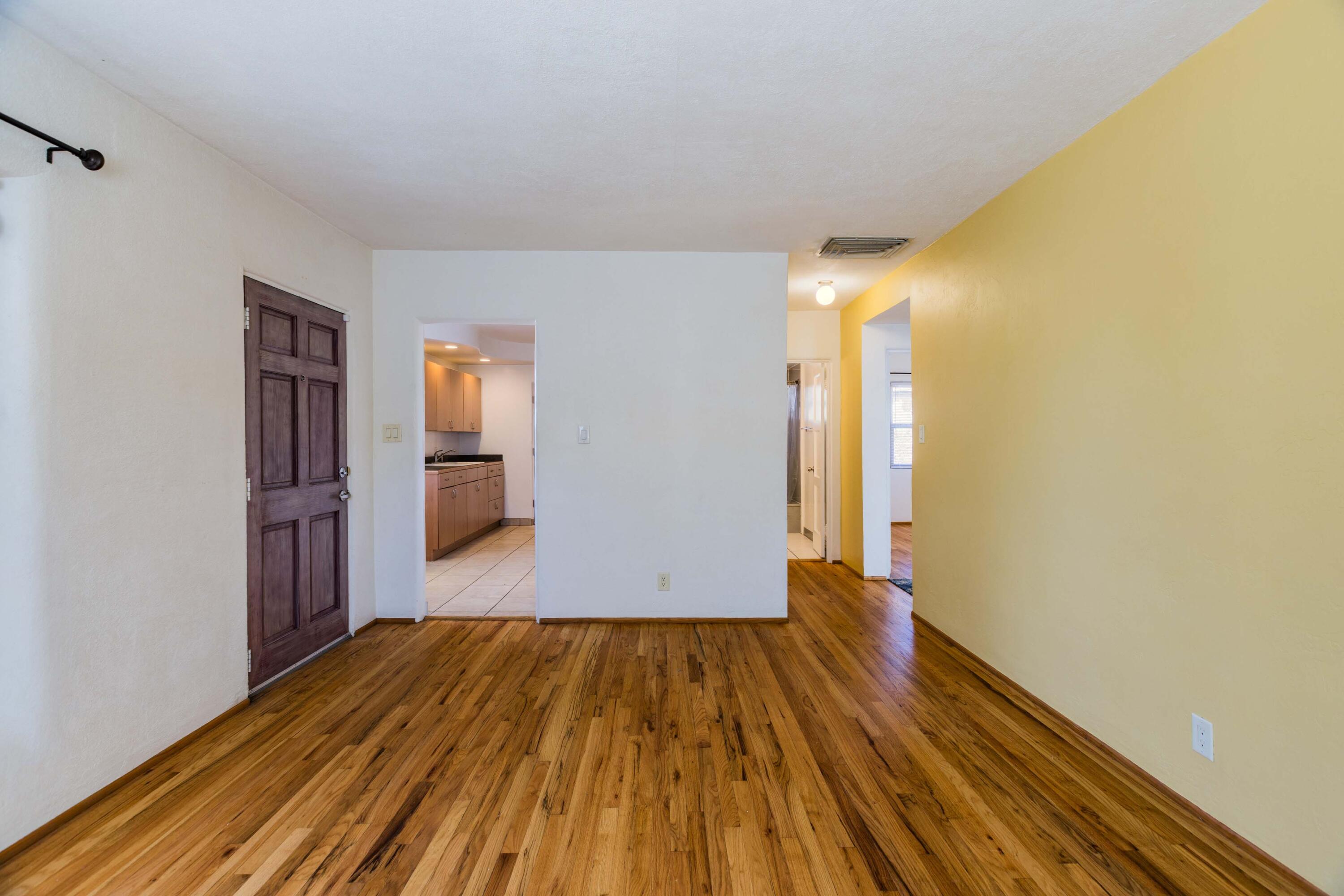 2738 Monroe Street NE