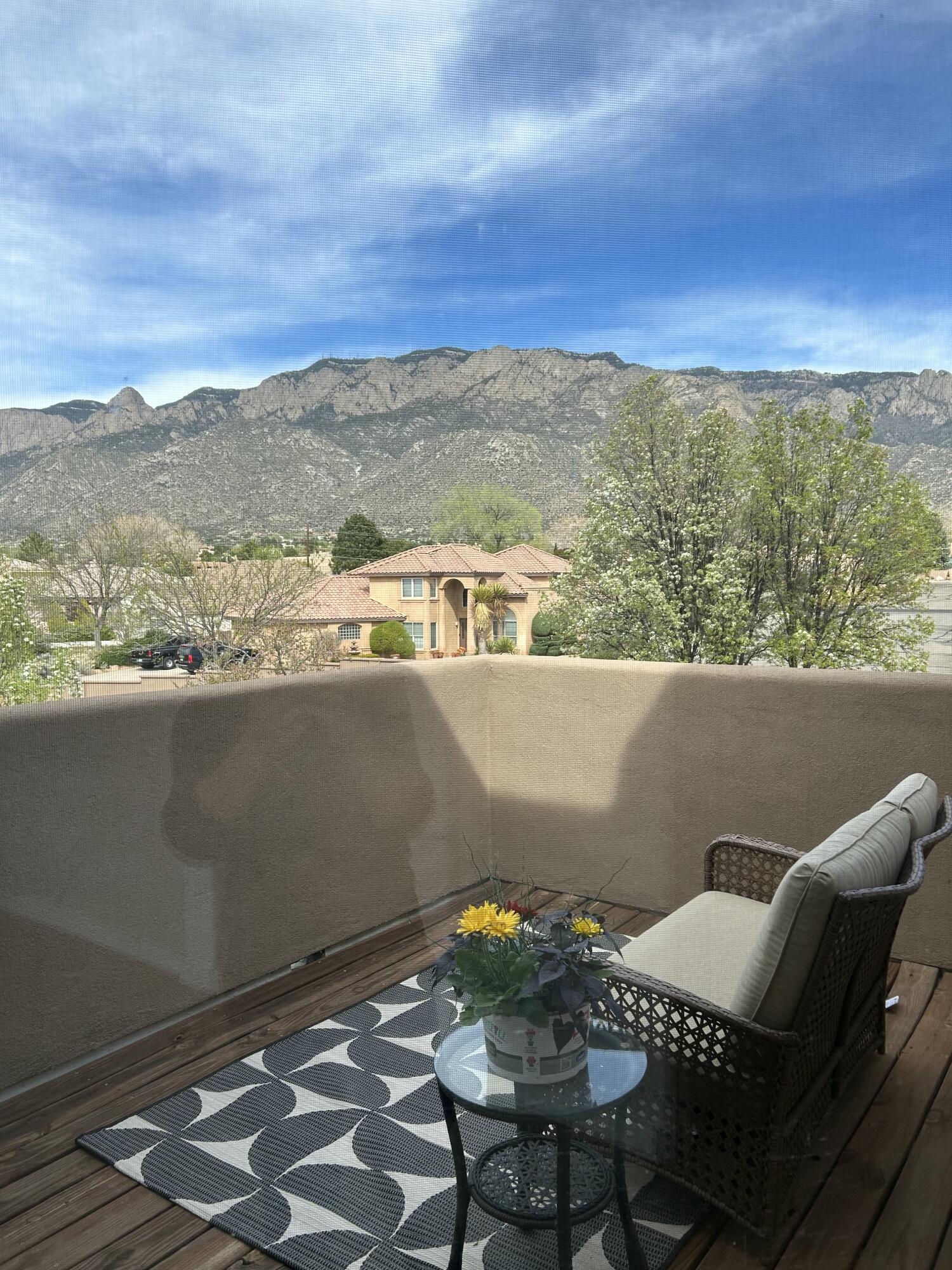 12515 Crested Moss Road NE