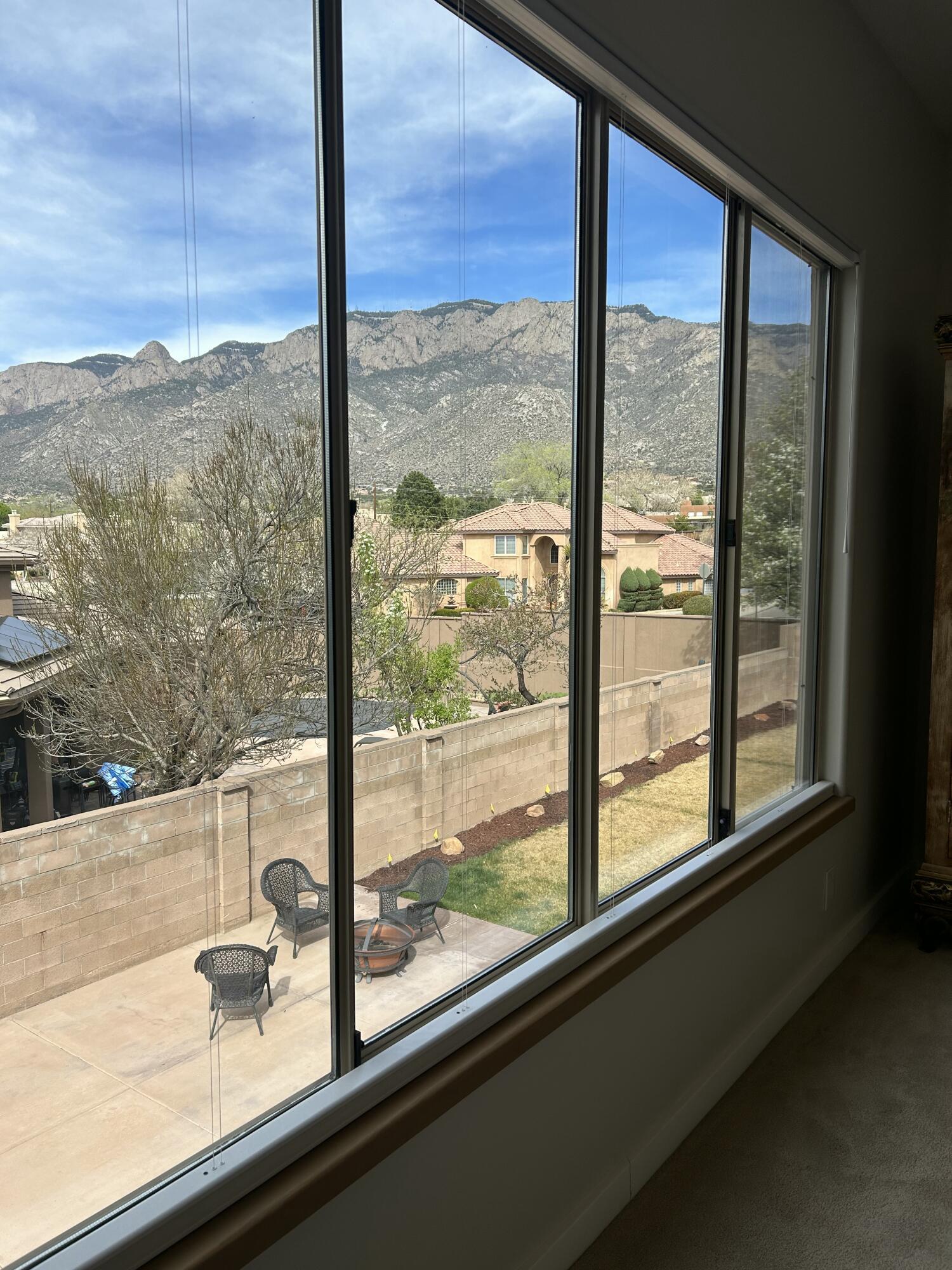 12515 Crested Moss Road NE