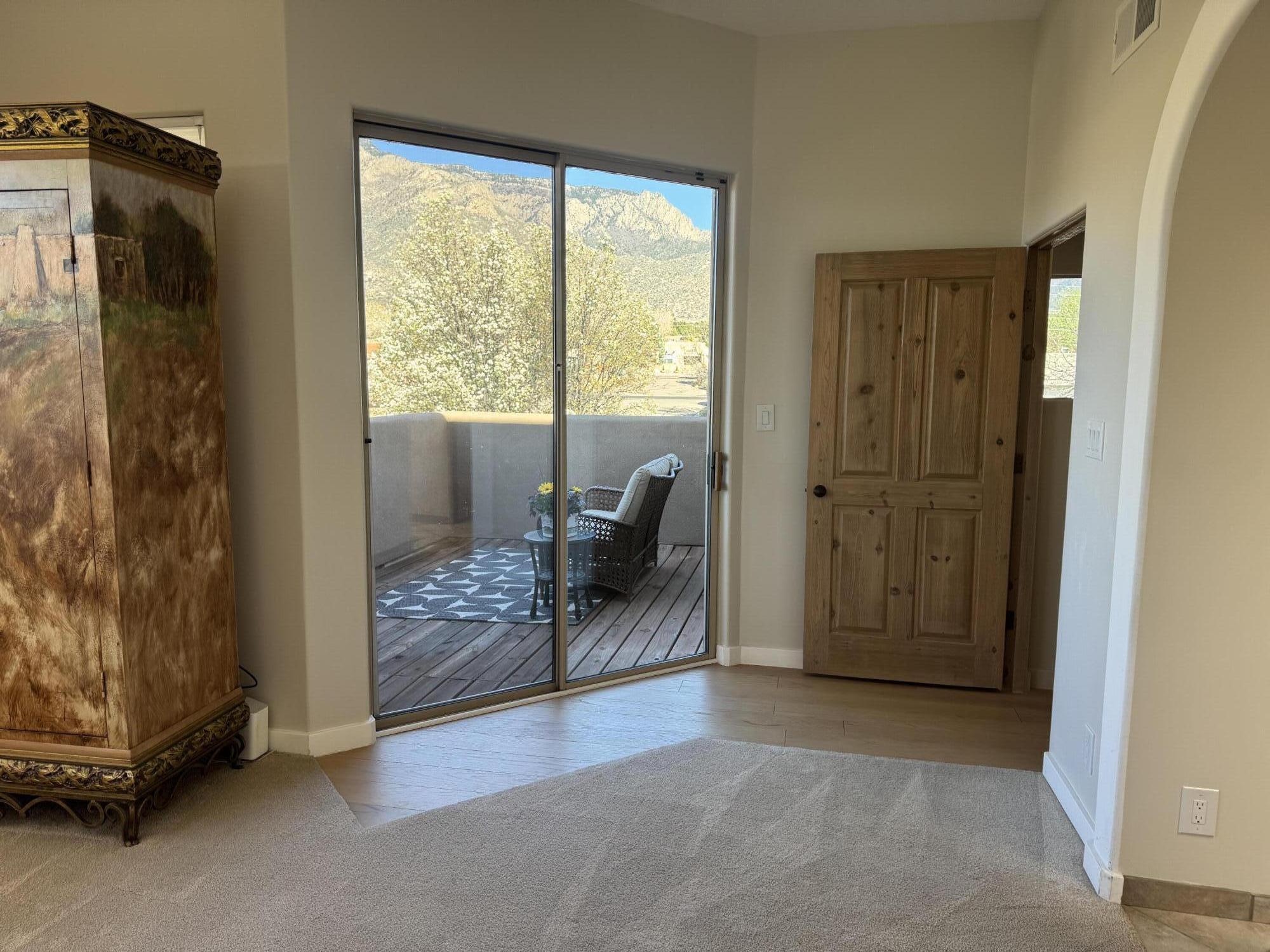 12515 Crested Moss Road NE