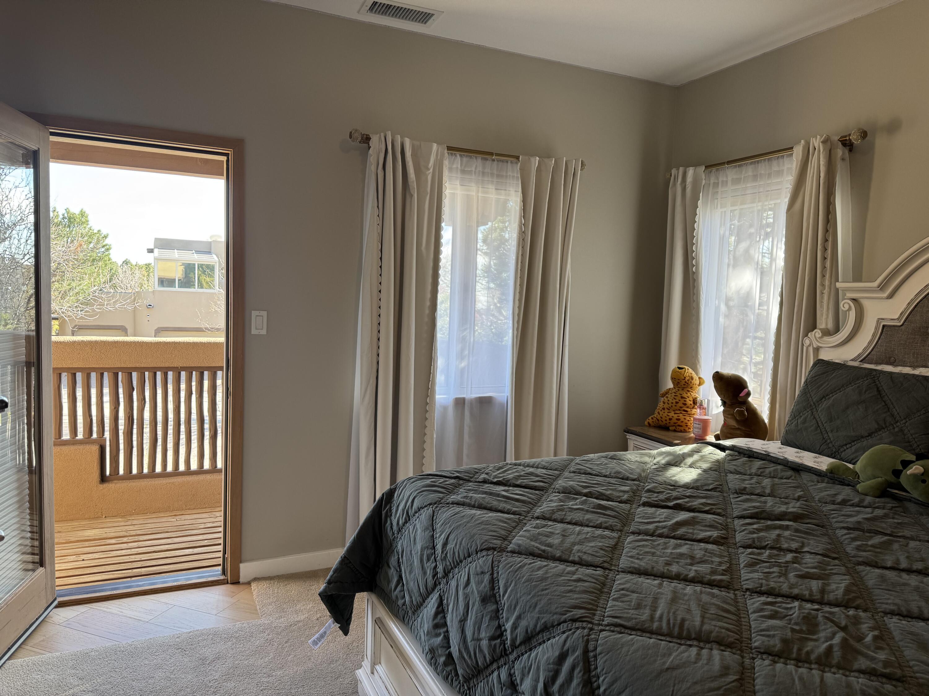 12515 Crested Moss Road NE