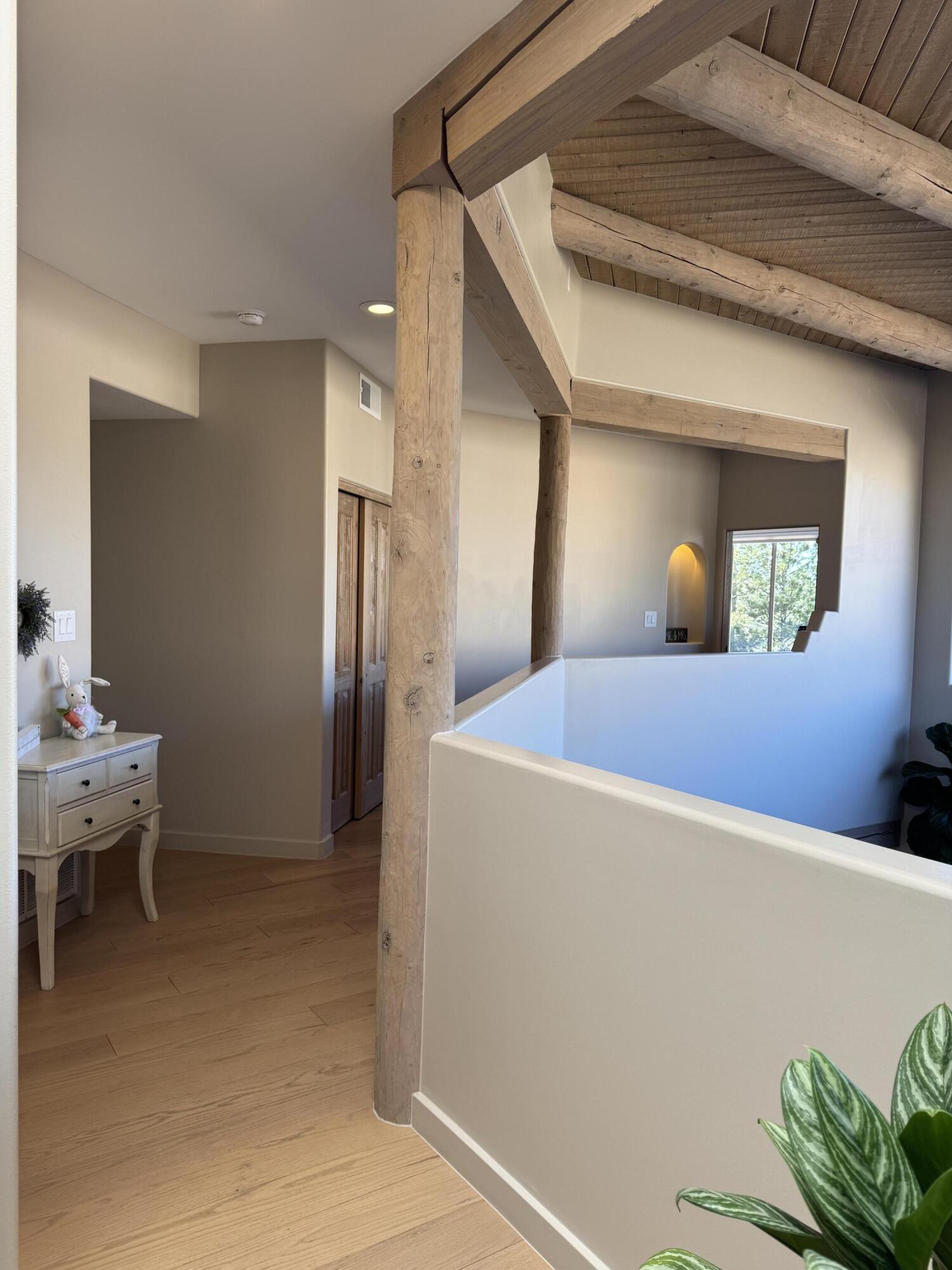 12515 Crested Moss Road NE