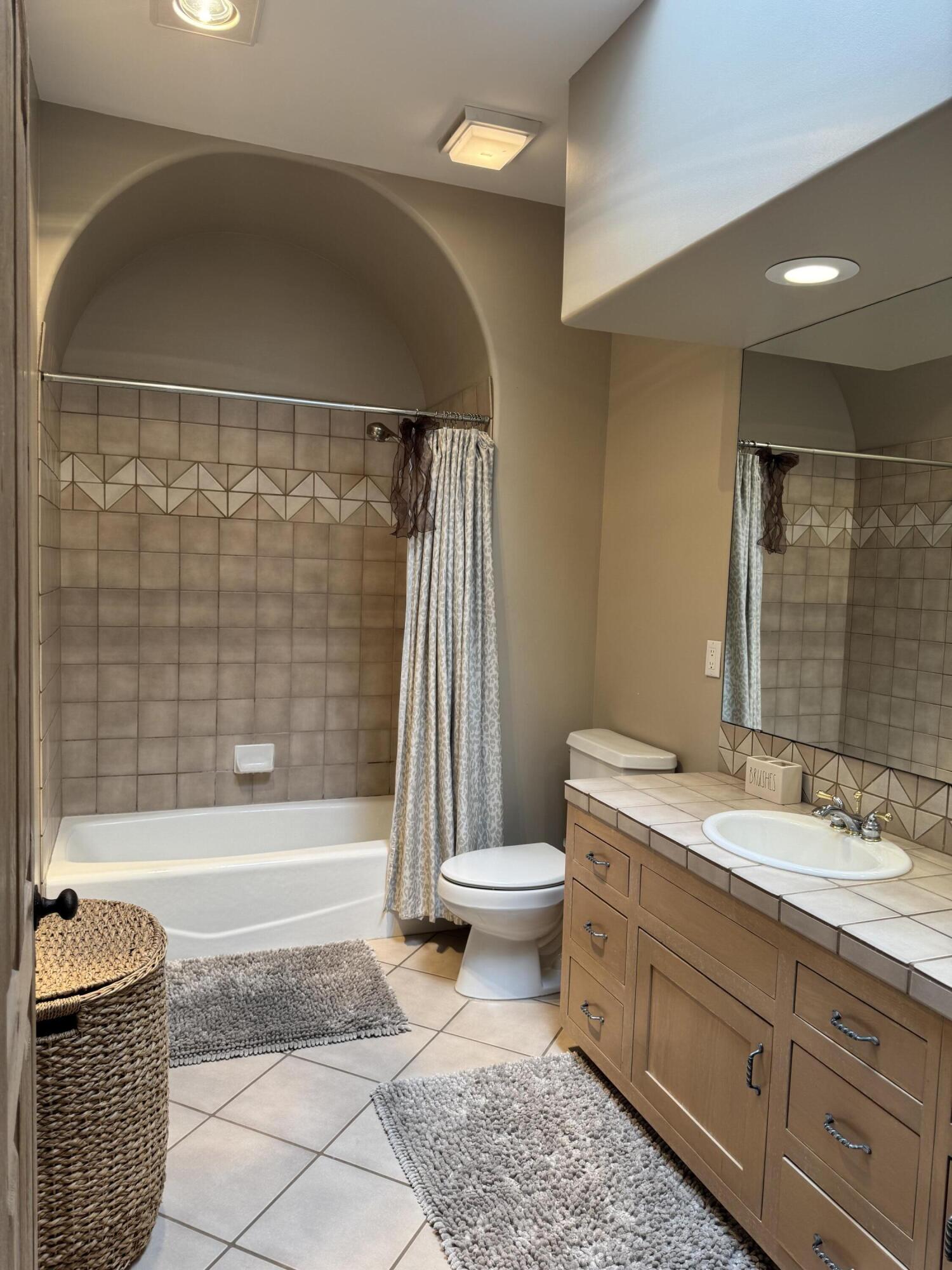 12515 Crested Moss Road NE