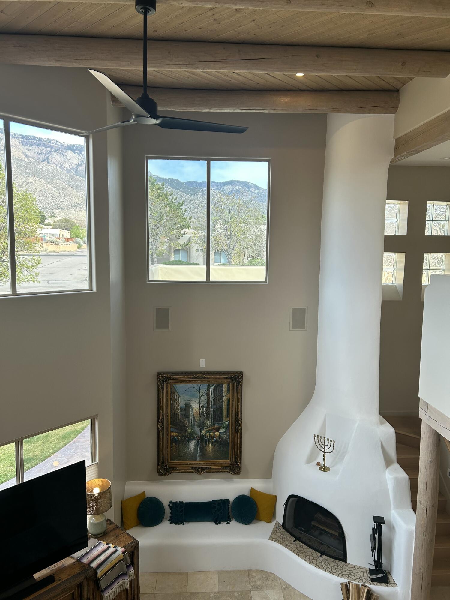 12515 Crested Moss Road NE