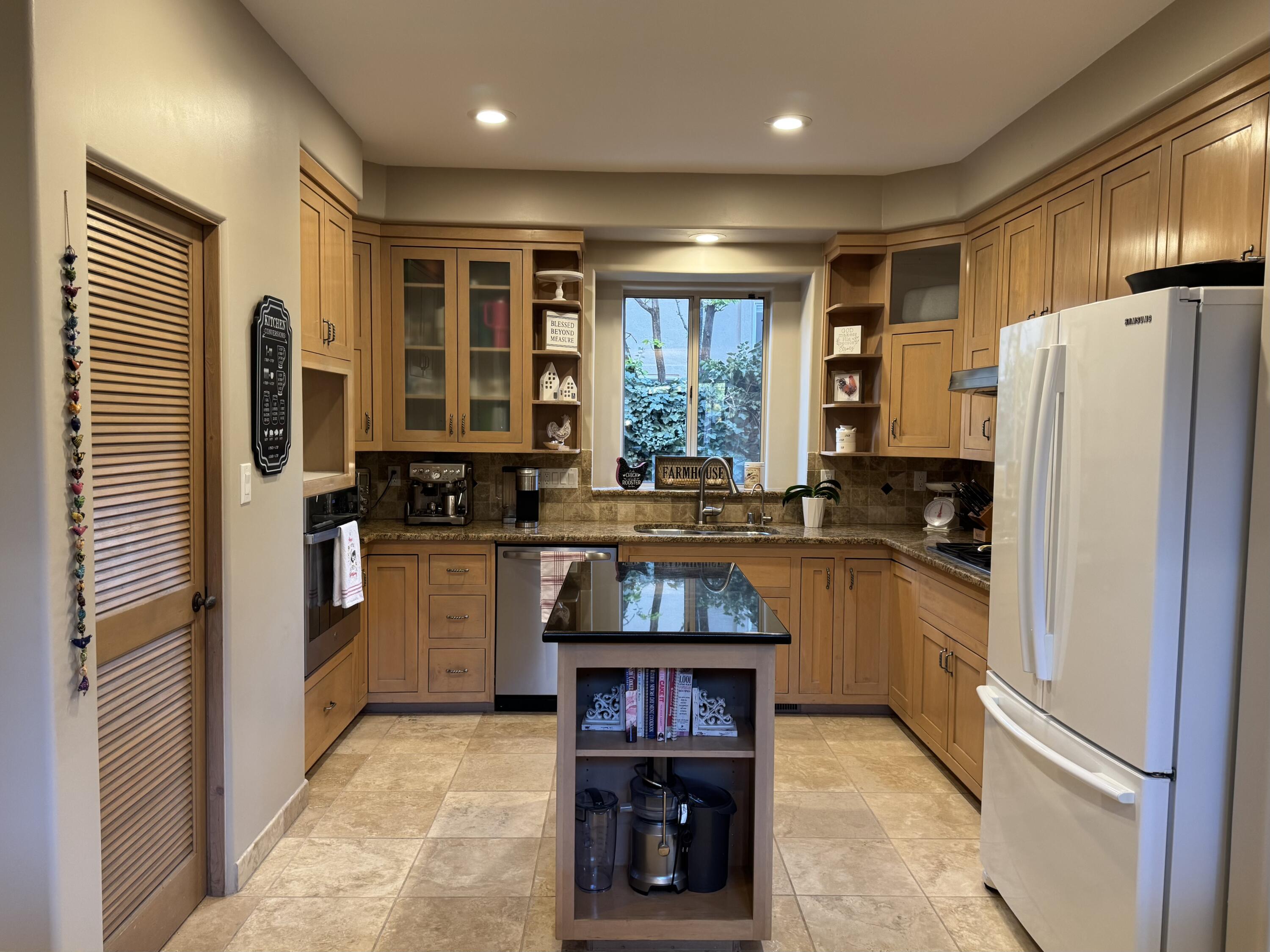 12515 Crested Moss Road NE