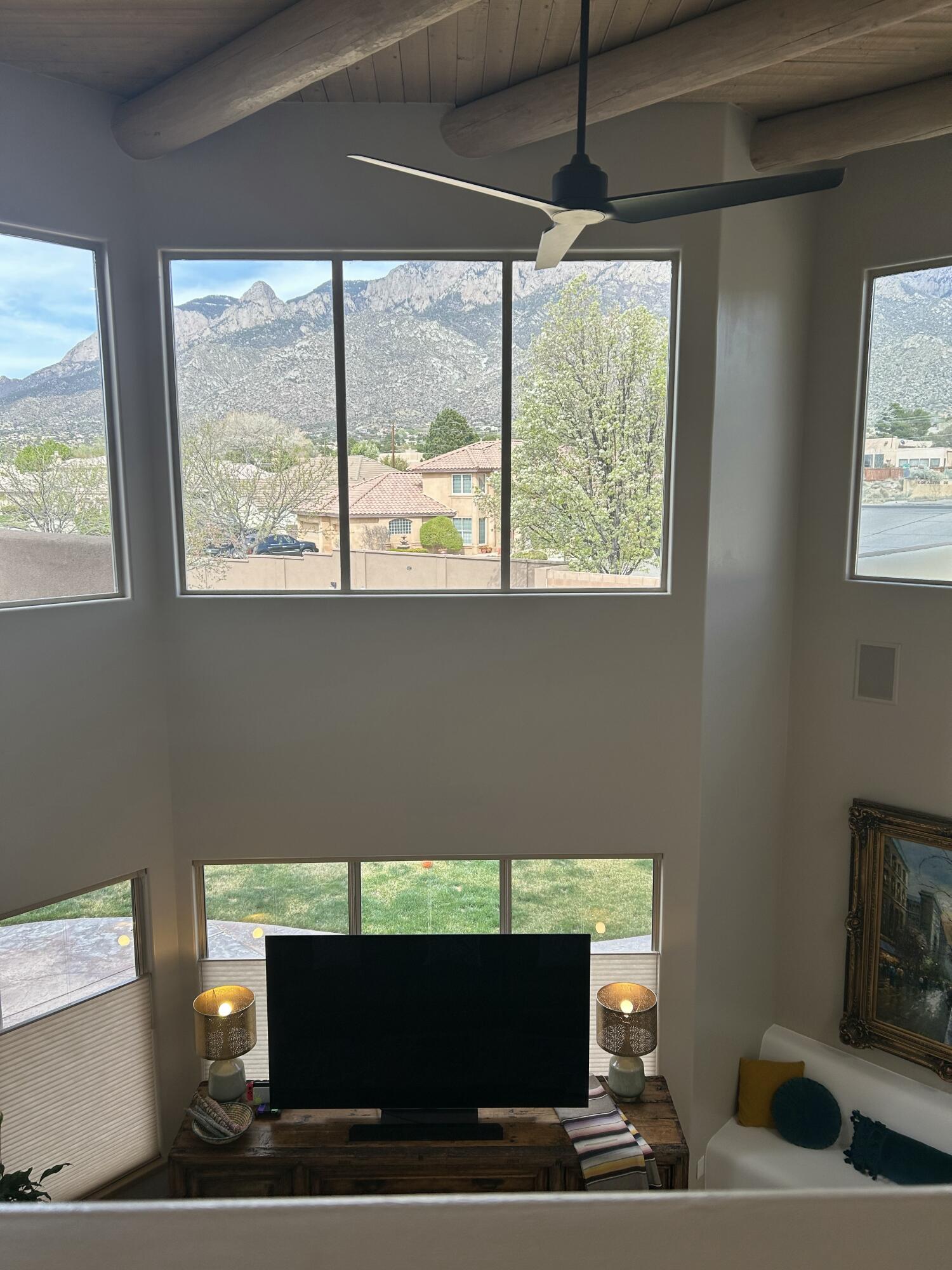 12515 Crested Moss Road NE