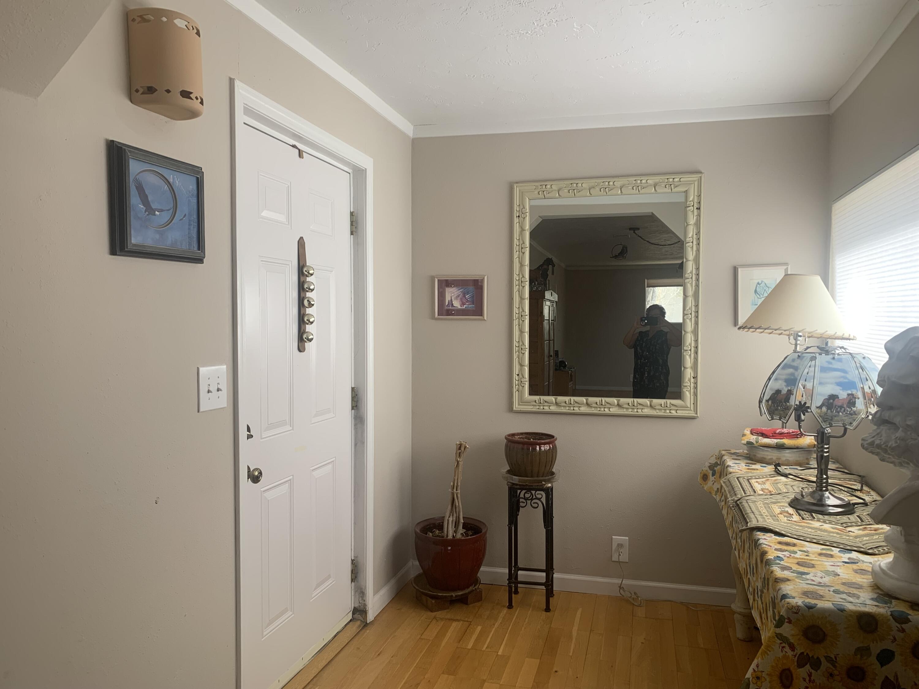608 W Allen Avenue