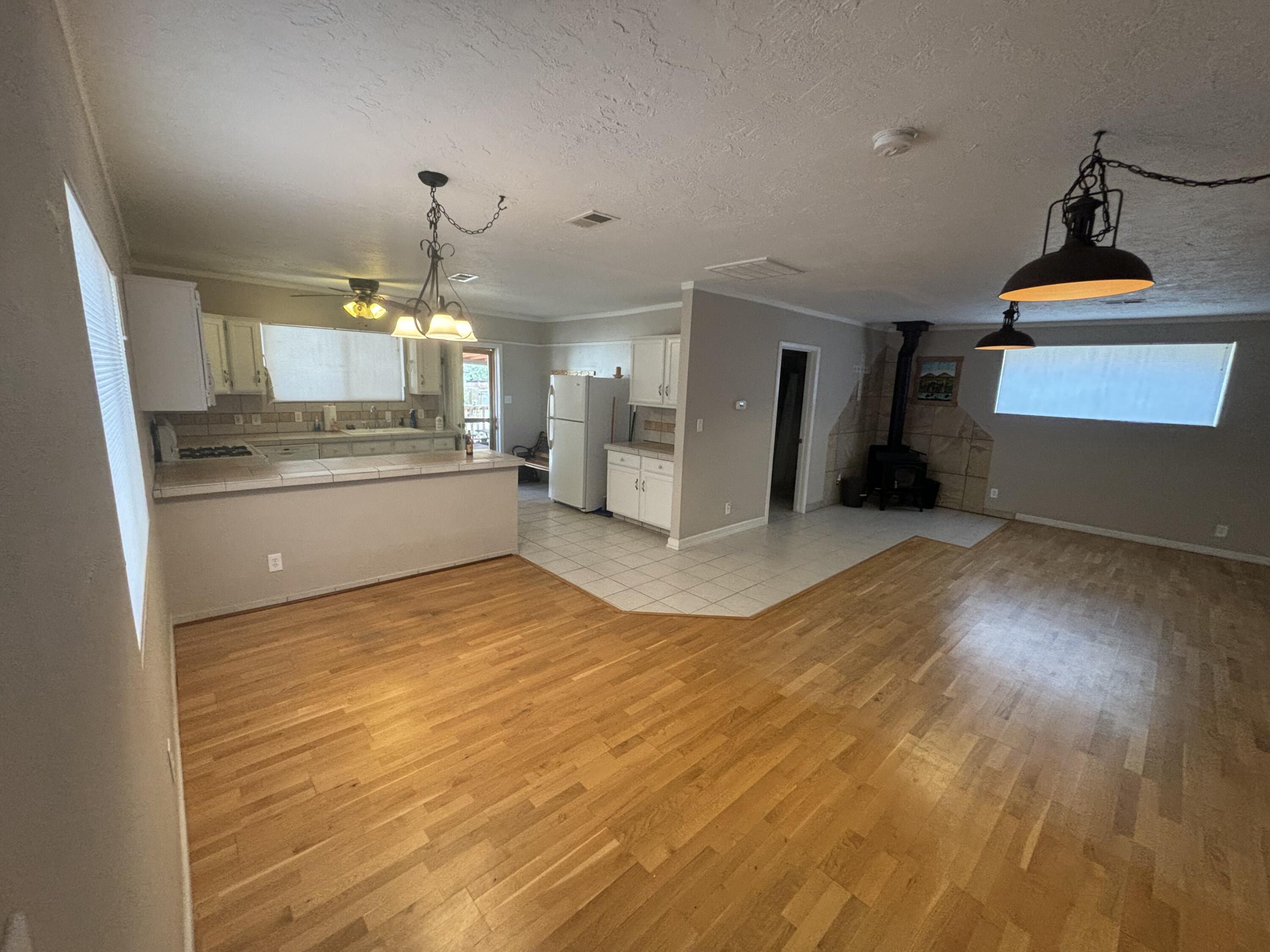 608 W Allen Avenue
