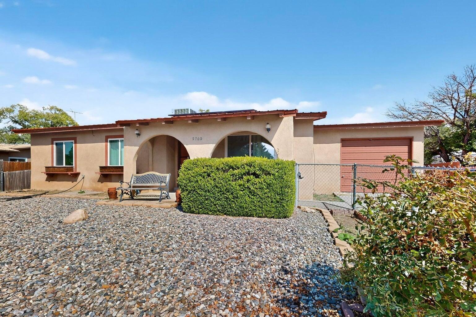 2702 Avenue Del Sol