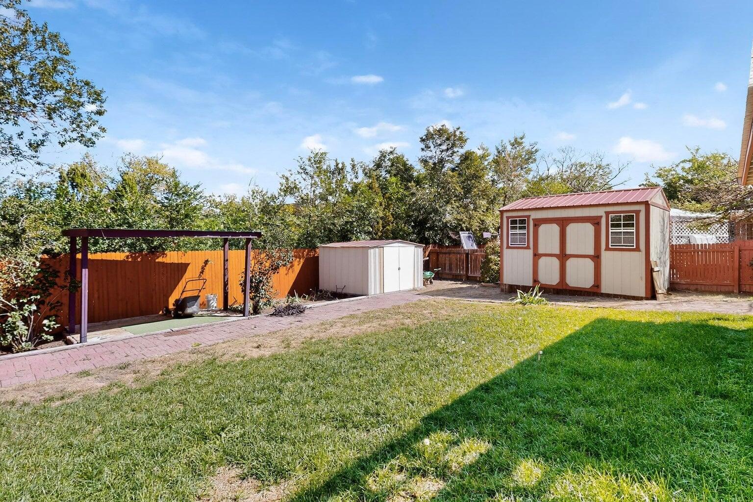 2702 Avenue Del Sol