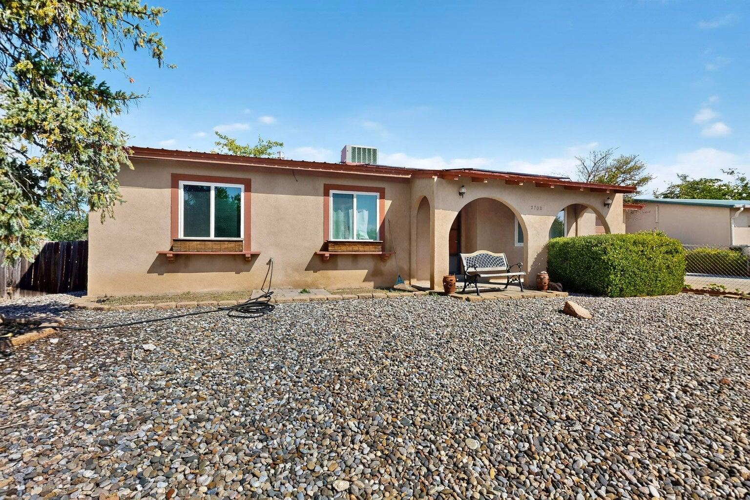 2702 Avenue Del Sol