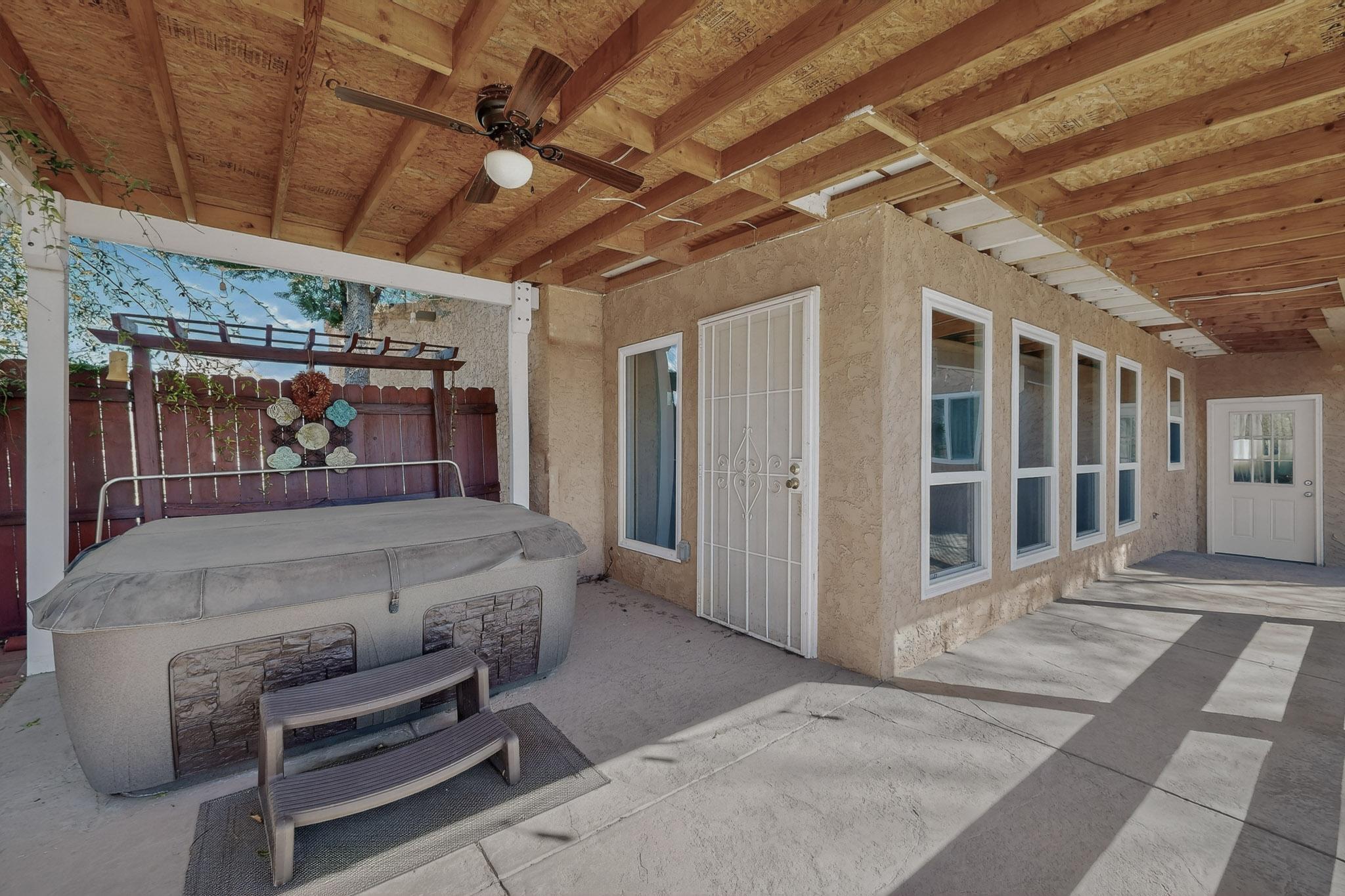 355 Esperanza Drive