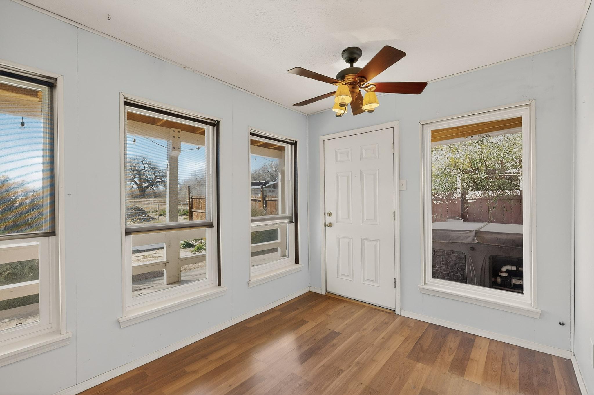 355 Esperanza Drive