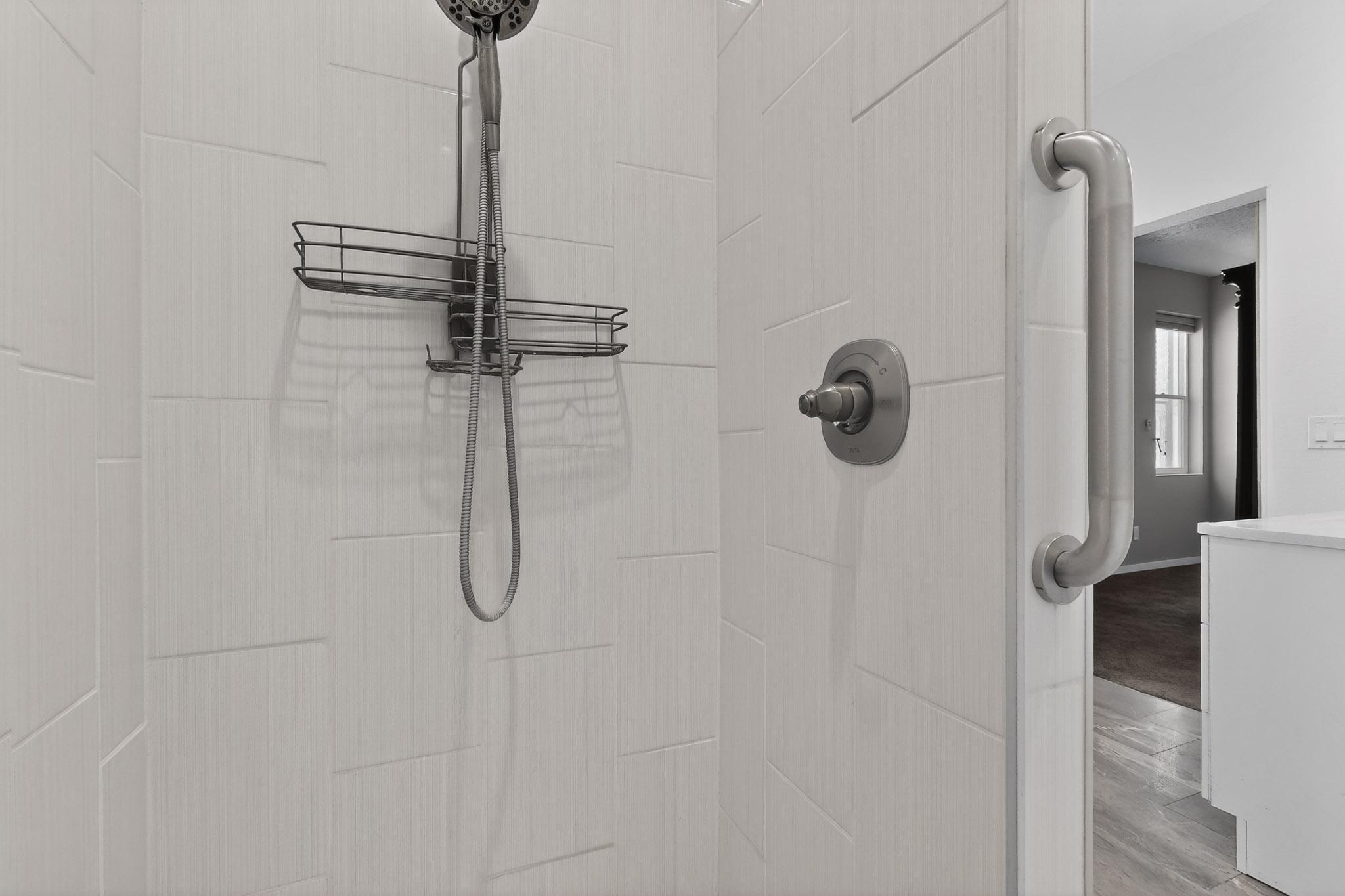 2161 Monterrey Road NE