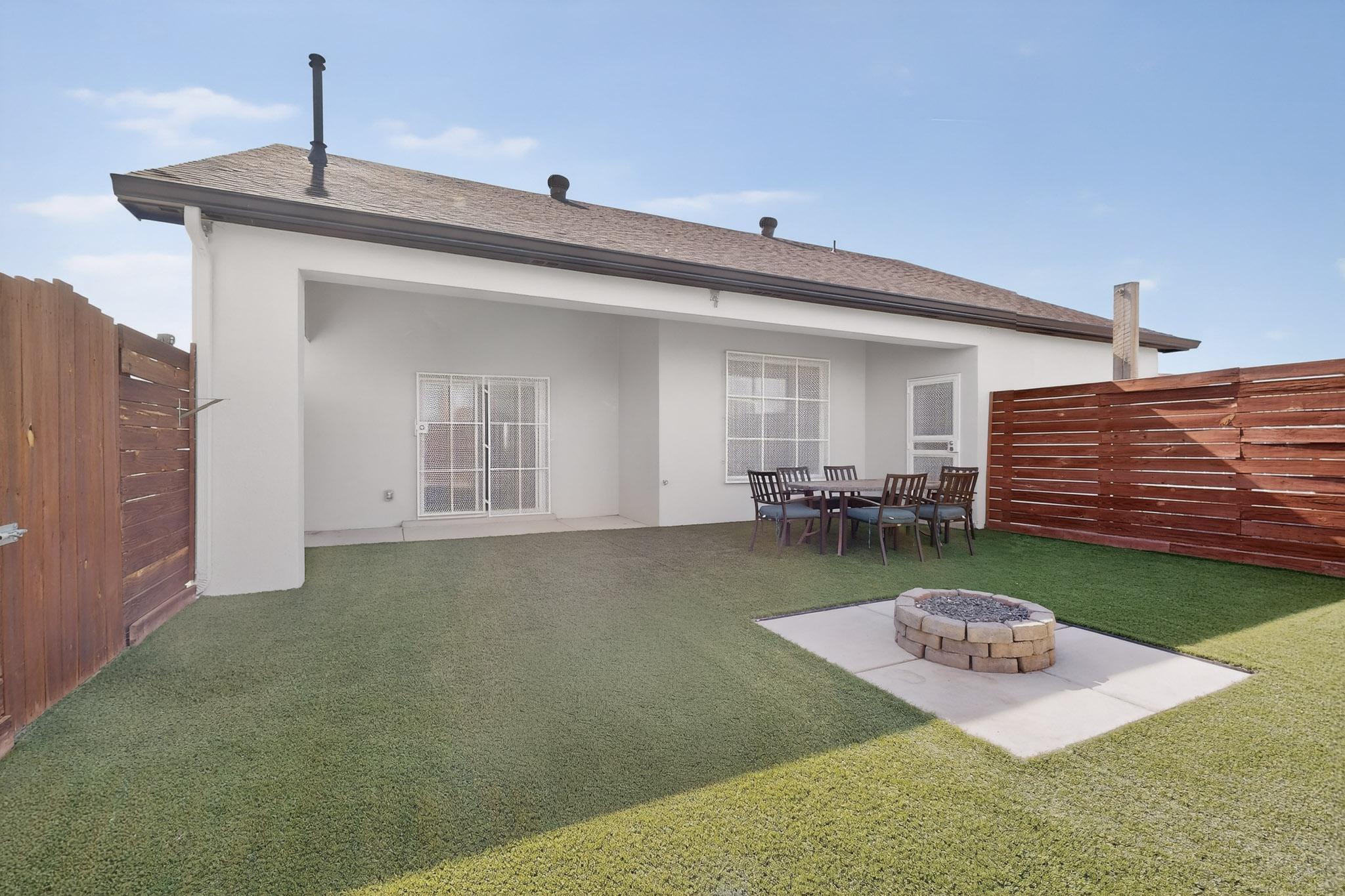 2161 Monterrey Road NE