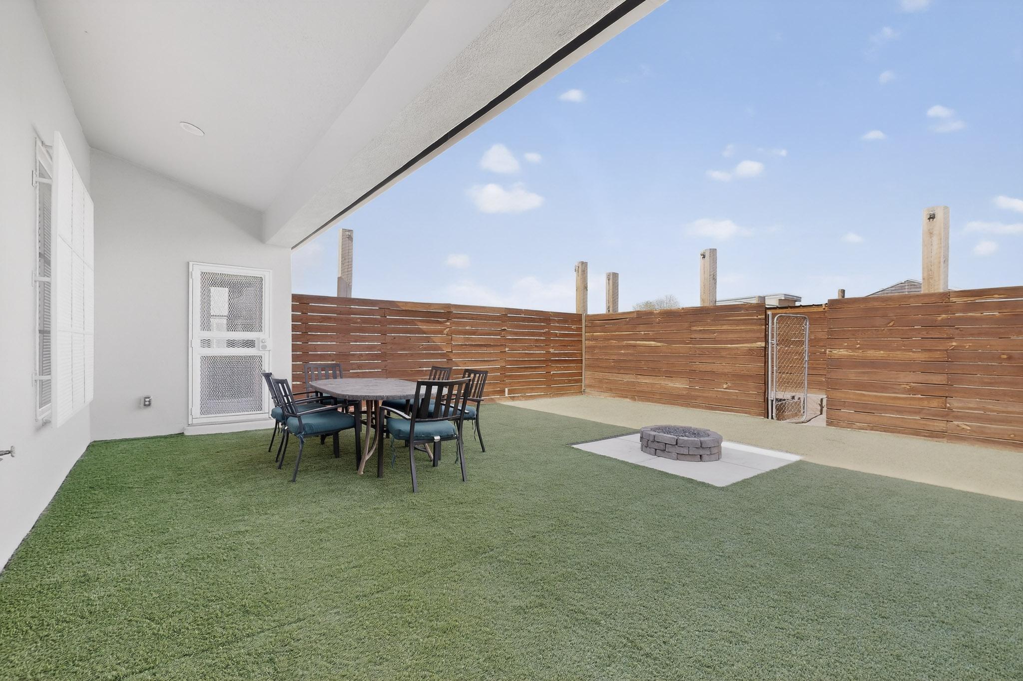 2161 Monterrey Road NE