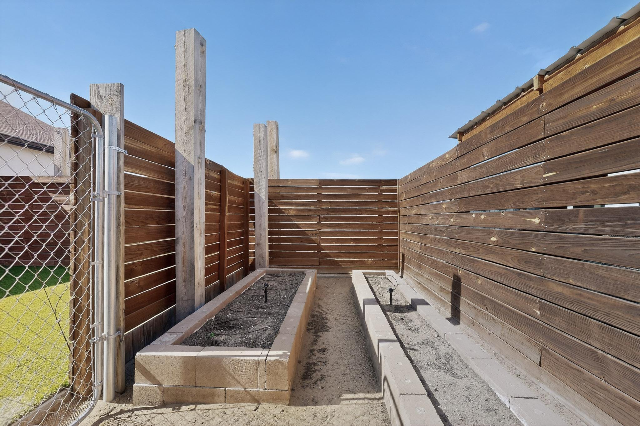 2161 Monterrey Road NE