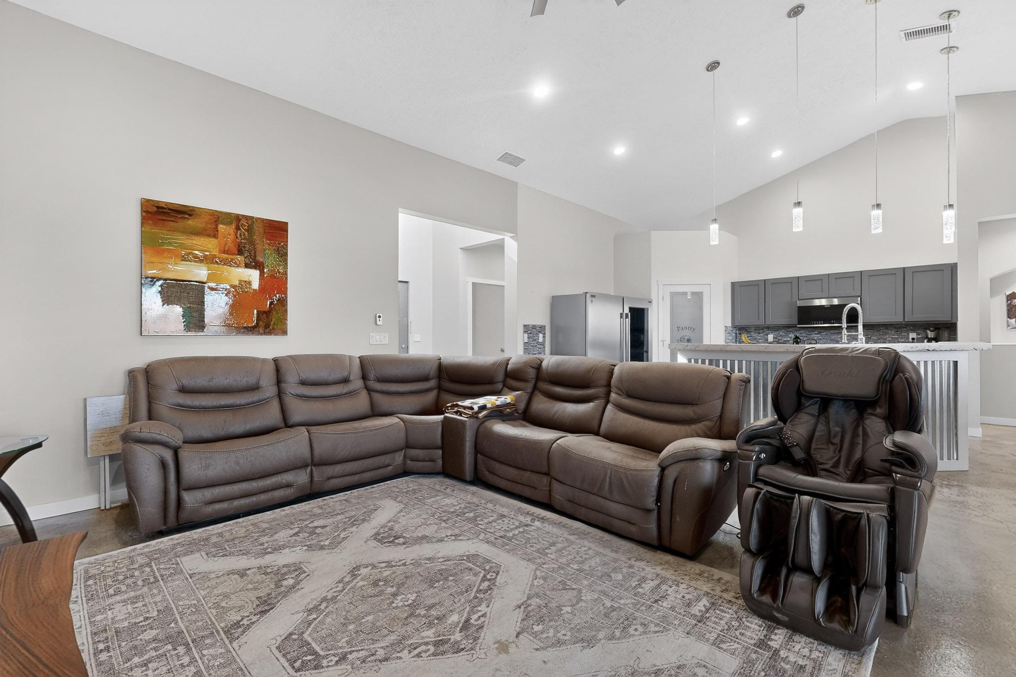 2161 Monterrey Road NE