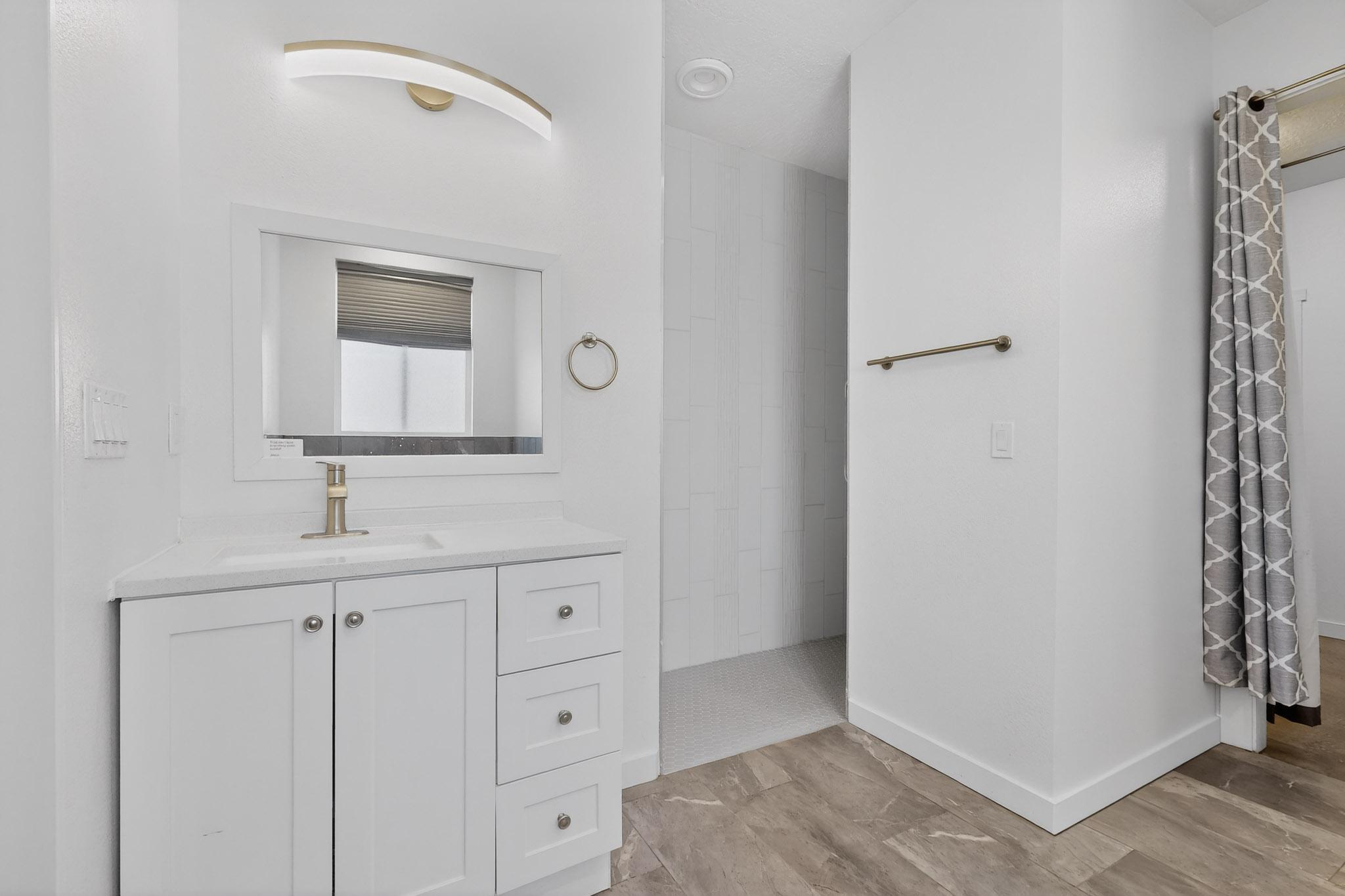 2161 Monterrey Road NE