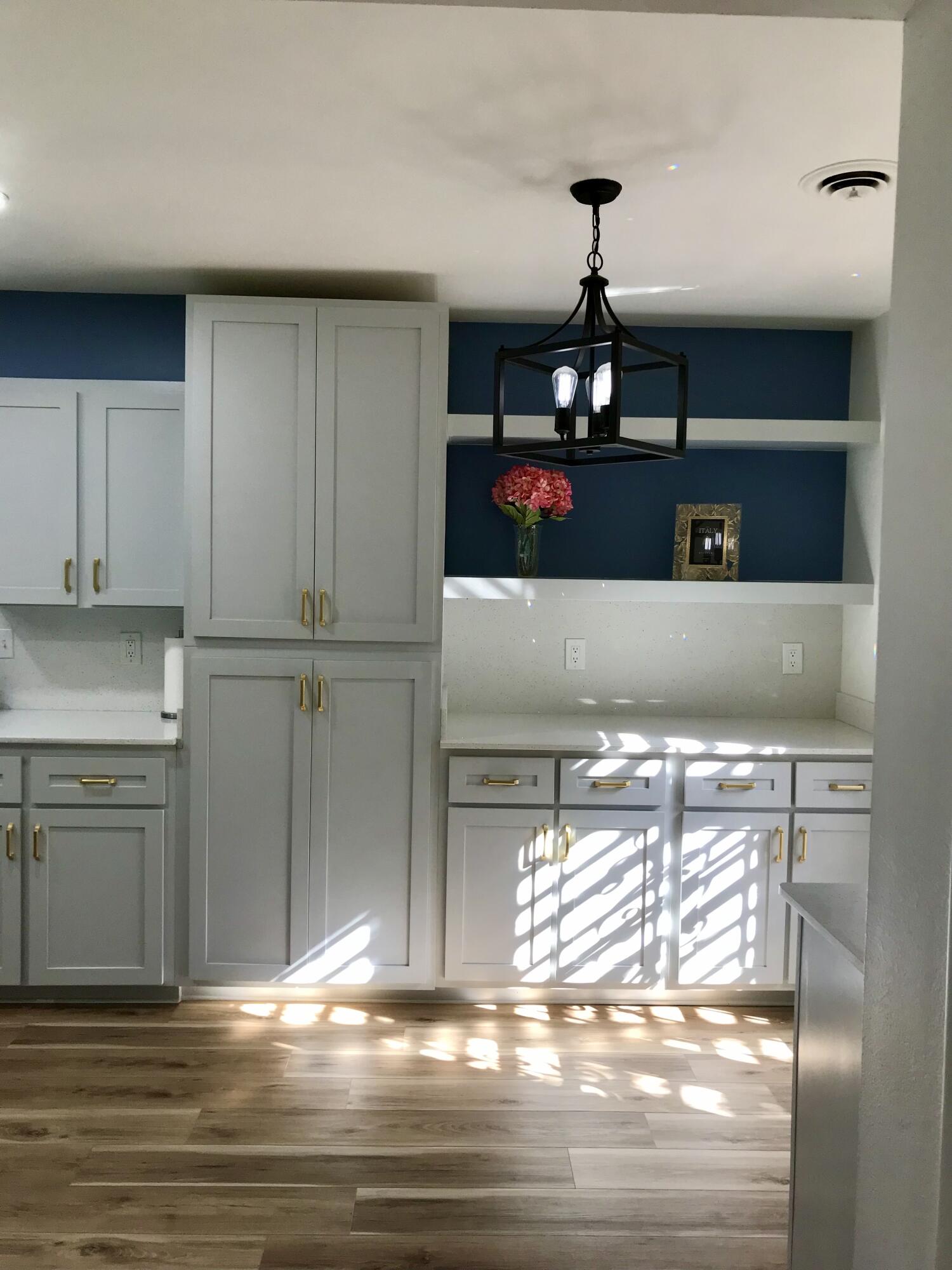 4301 Andrew Drive NE