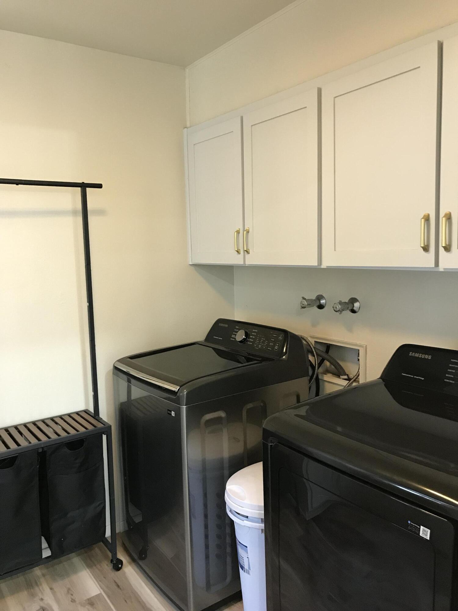 4301 Andrew Drive NE