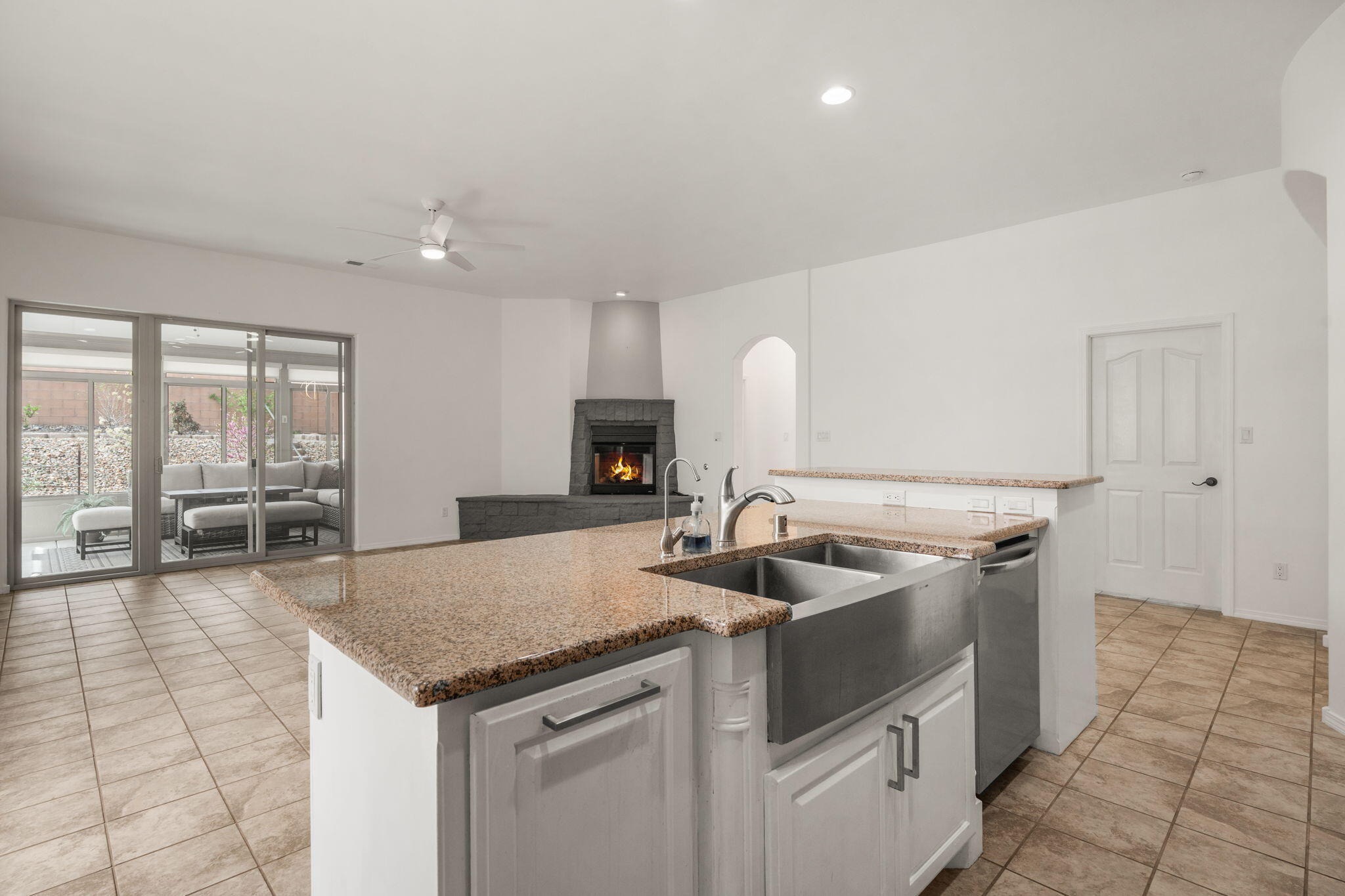 935 Palo Alto Court