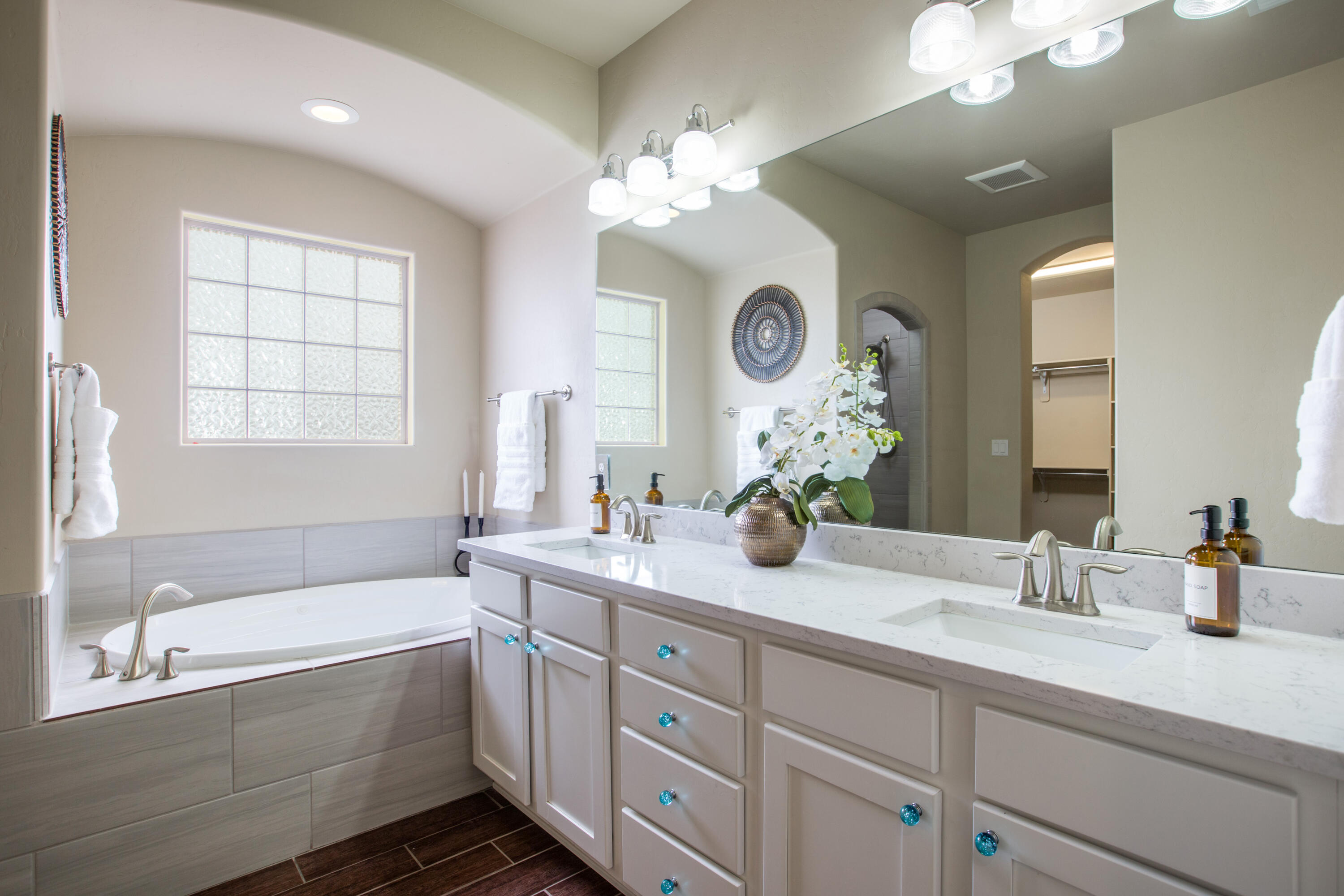 7436 Window Peak Road NW