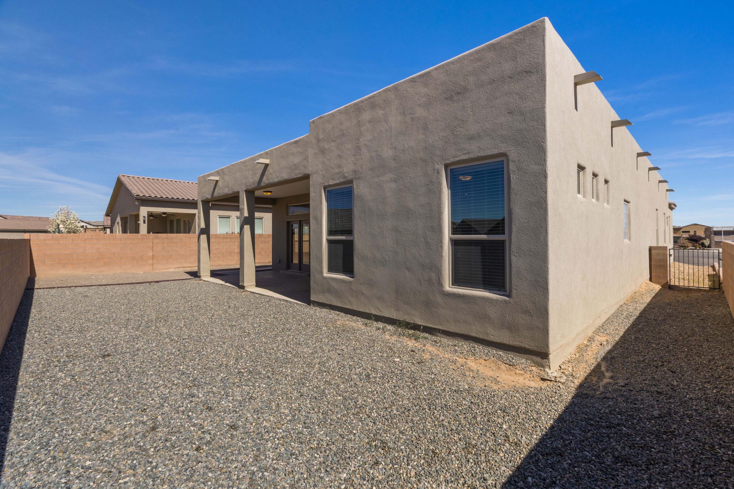 7436 Window Peak Road NW