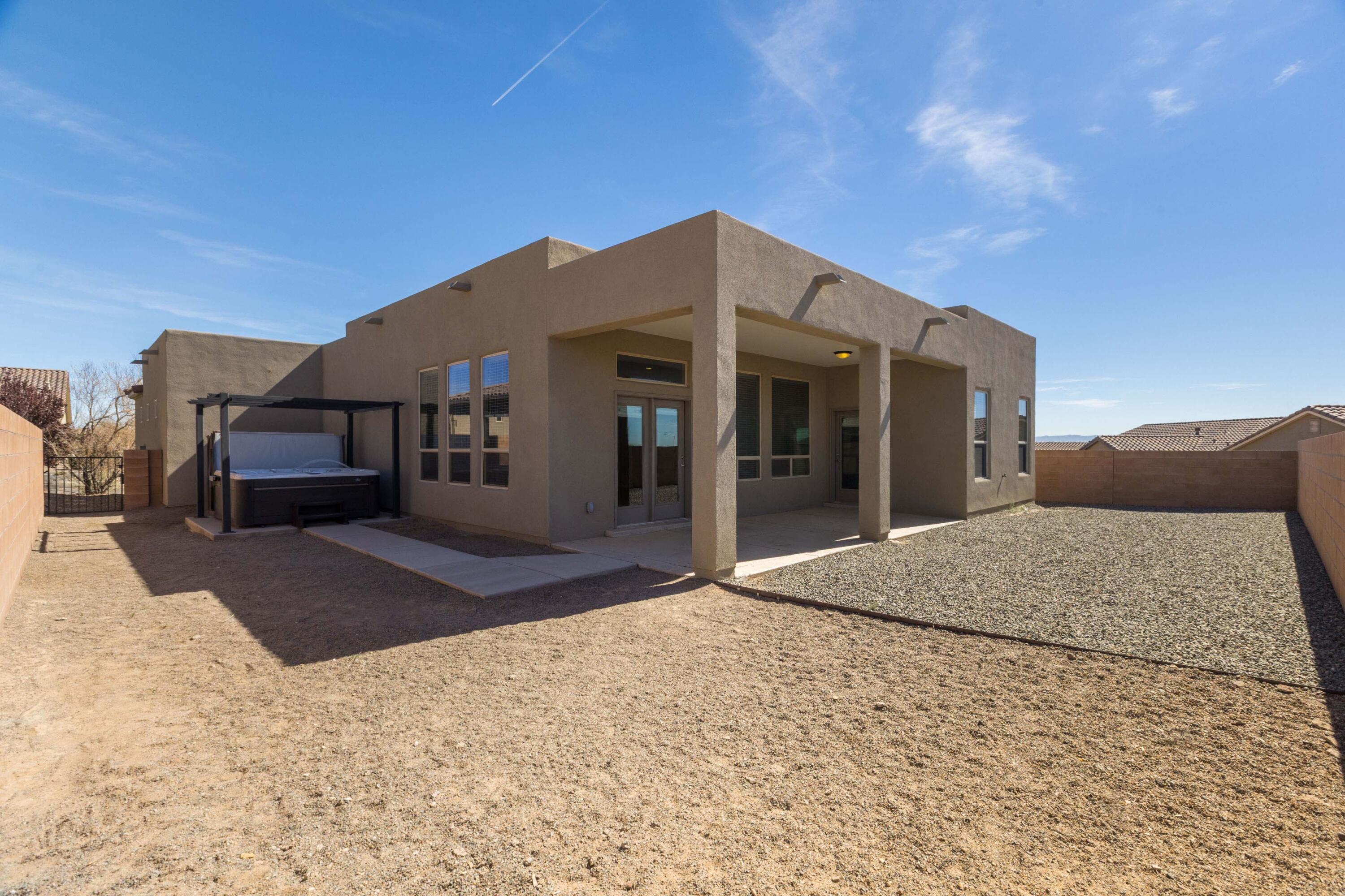 7436 Window Peak Road NW