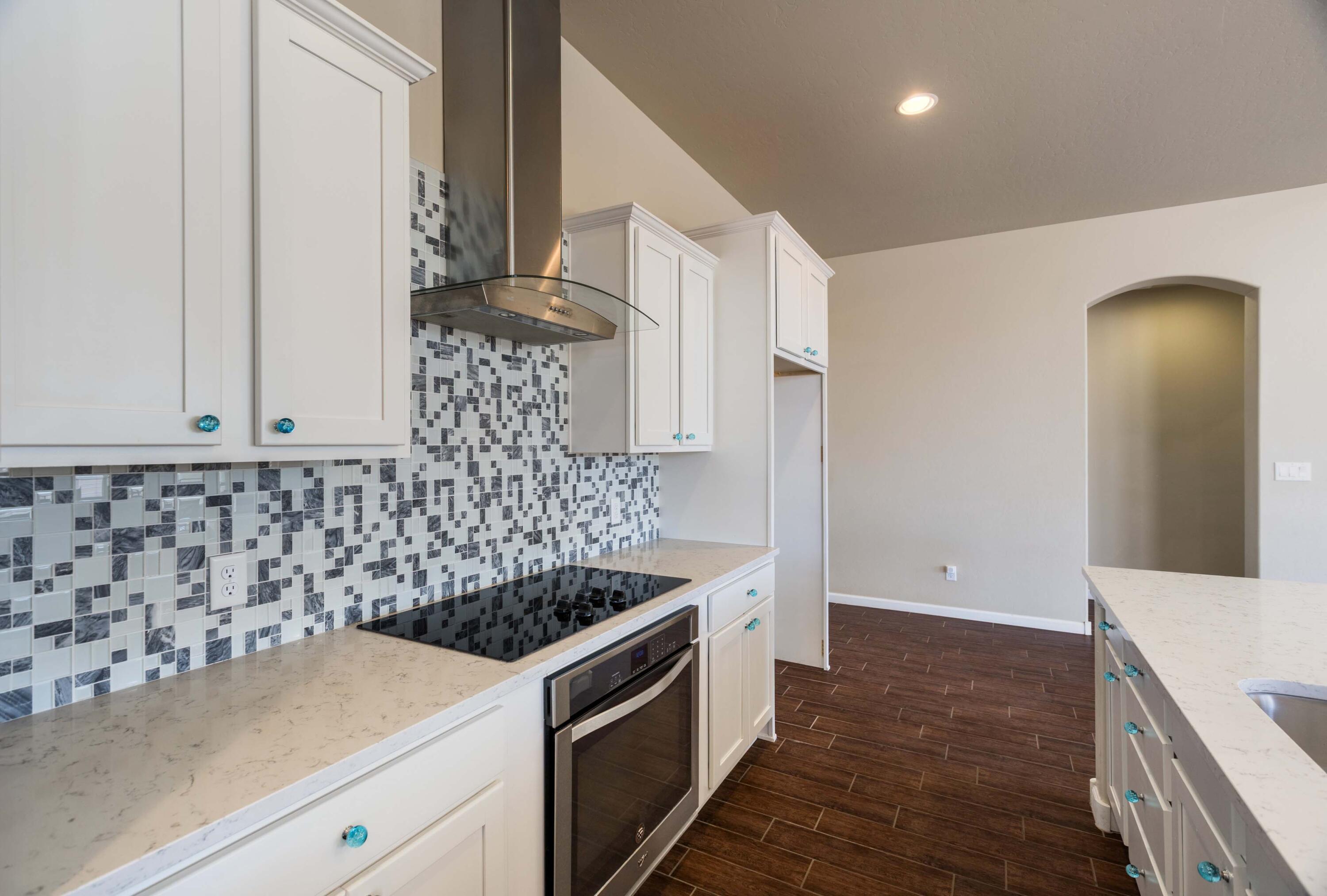 7436 Window Peak Road NW