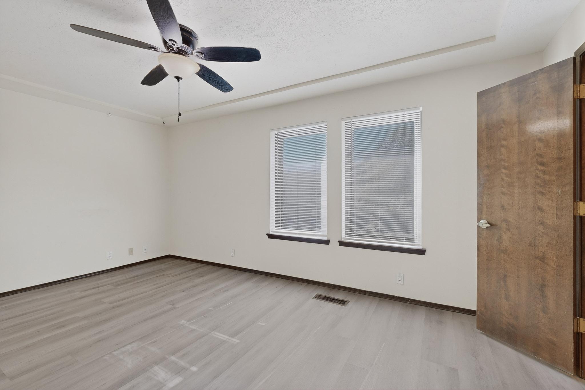 5401 Camino Sandia NE