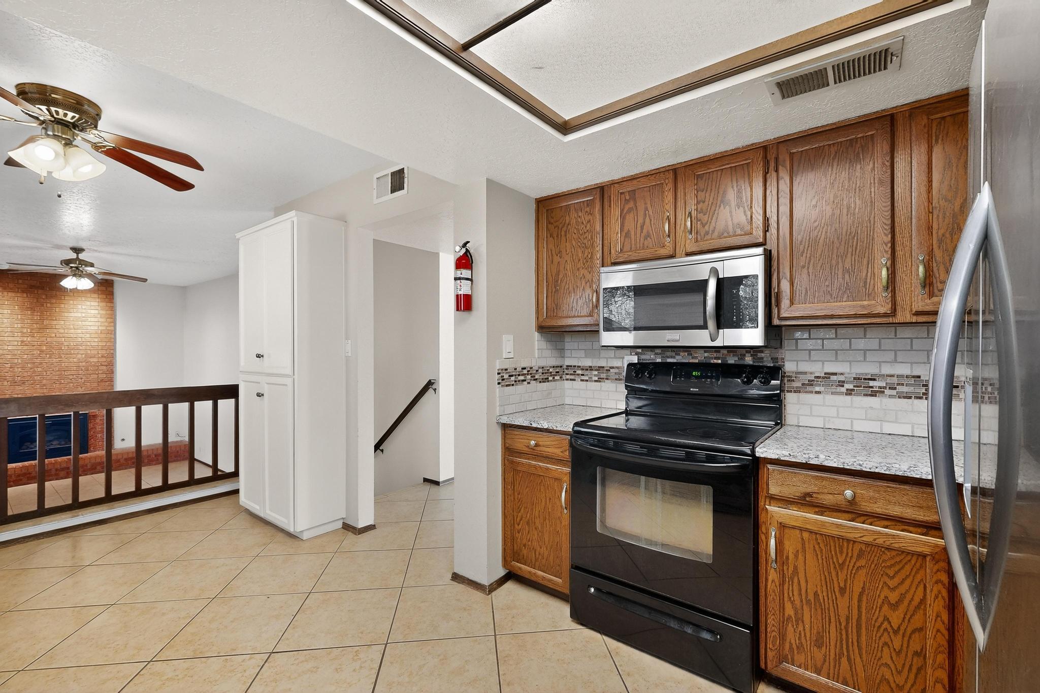 5401 Camino Sandia NE