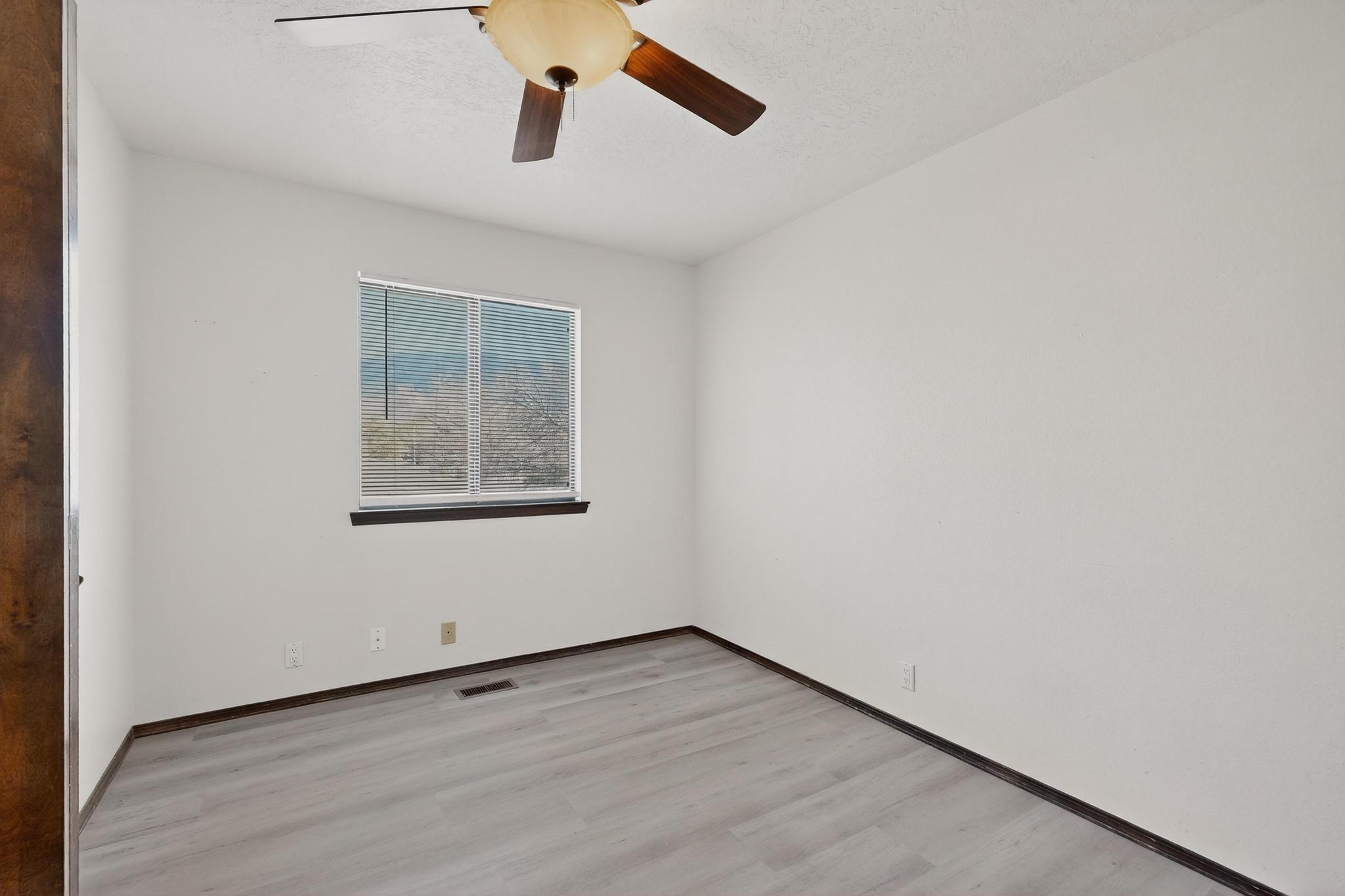 5401 Camino Sandia NE