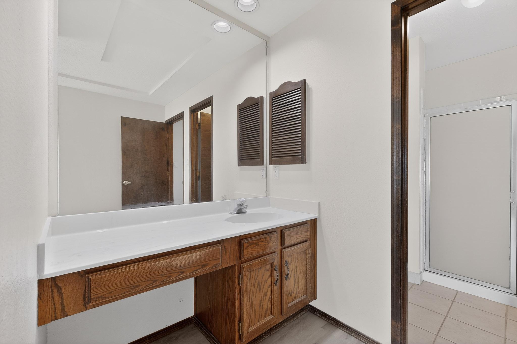 5401 Camino Sandia NE