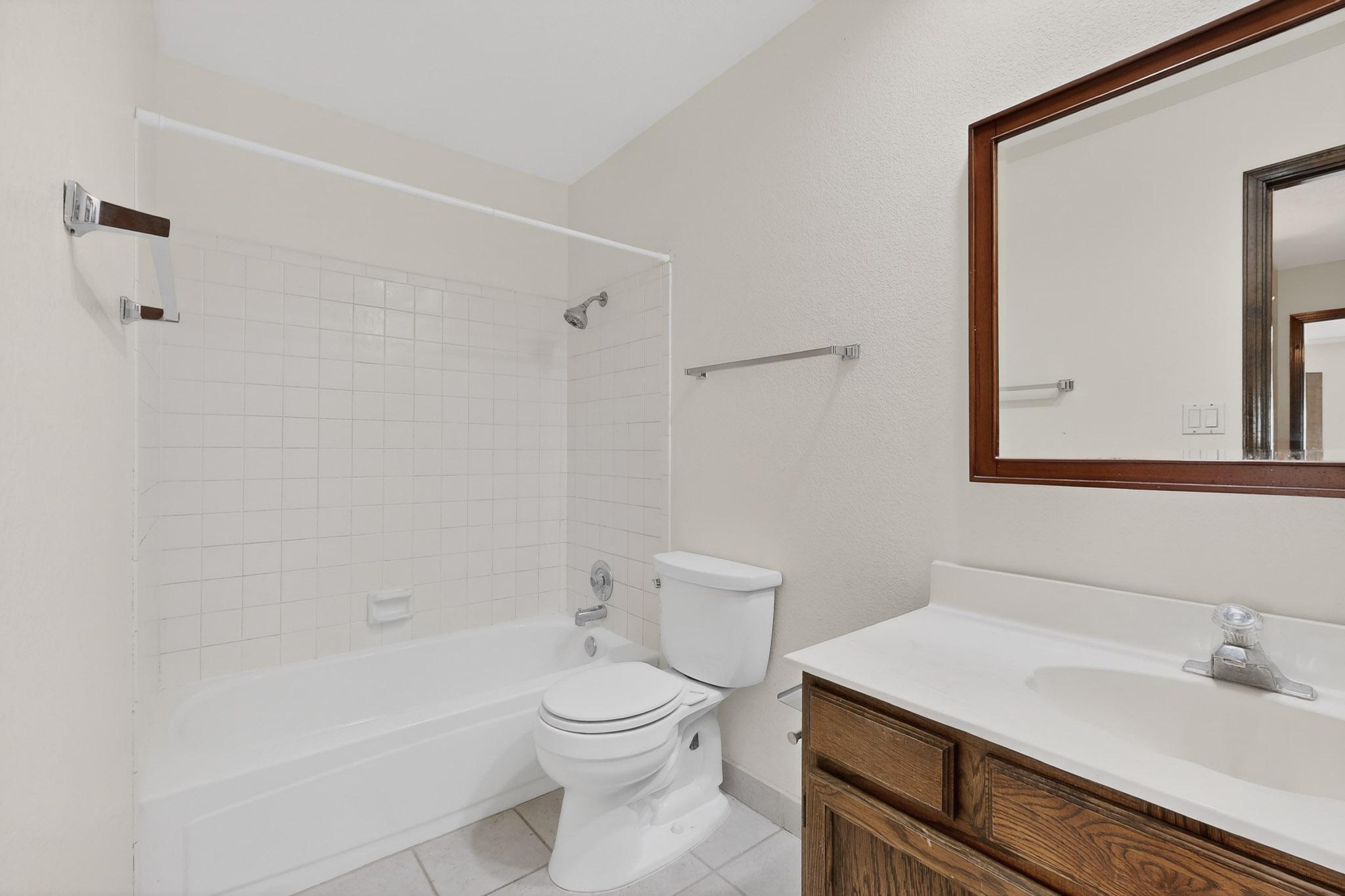 5401 Camino Sandia NE