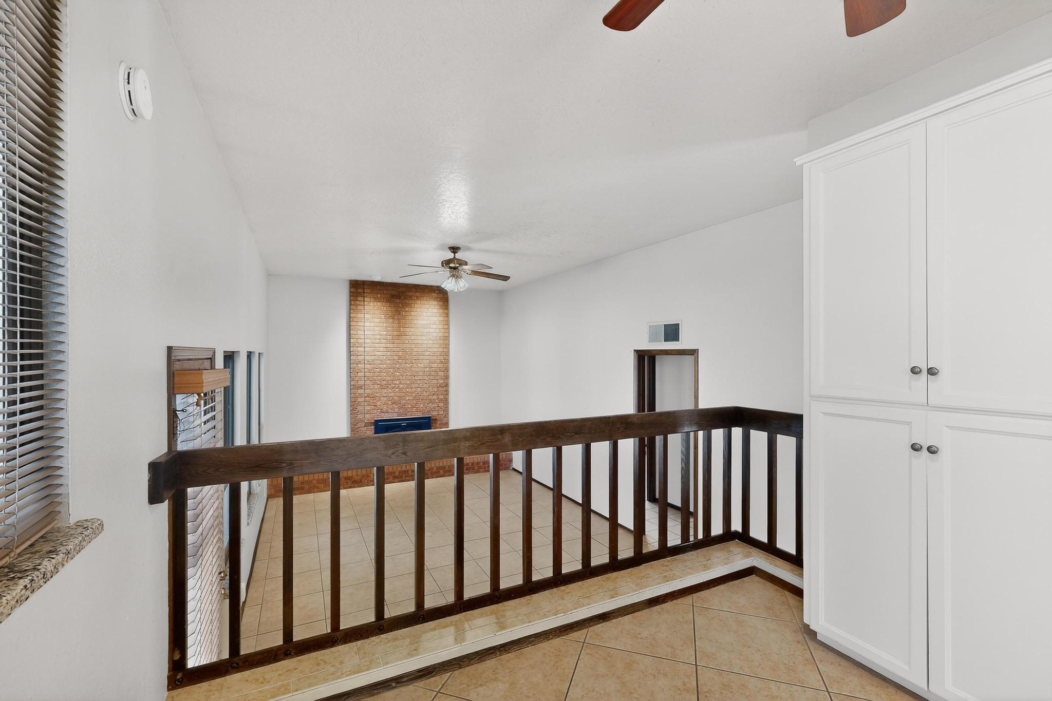 5401 Camino Sandia NE