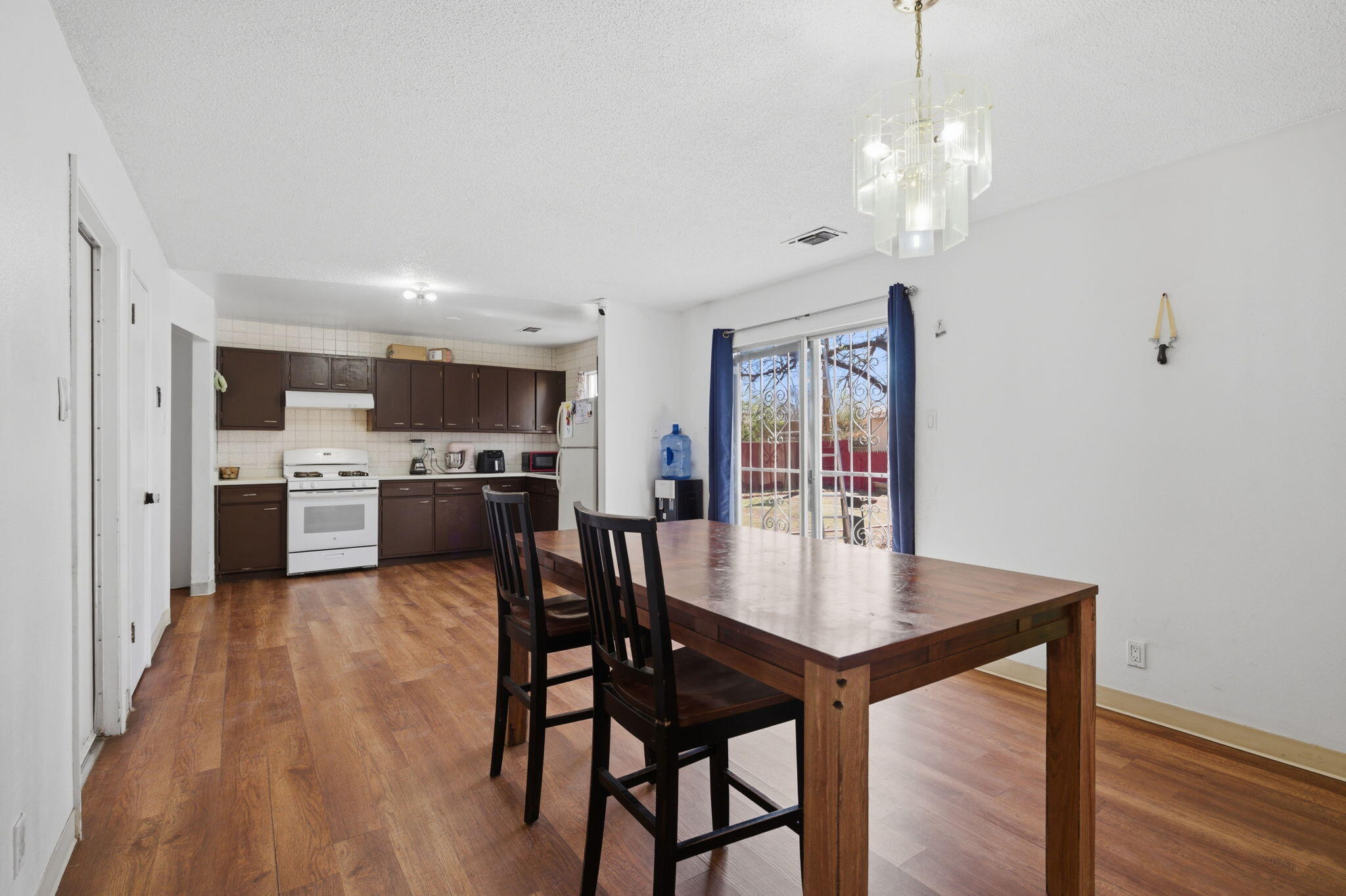 2716 Apple Valley Avenue SW