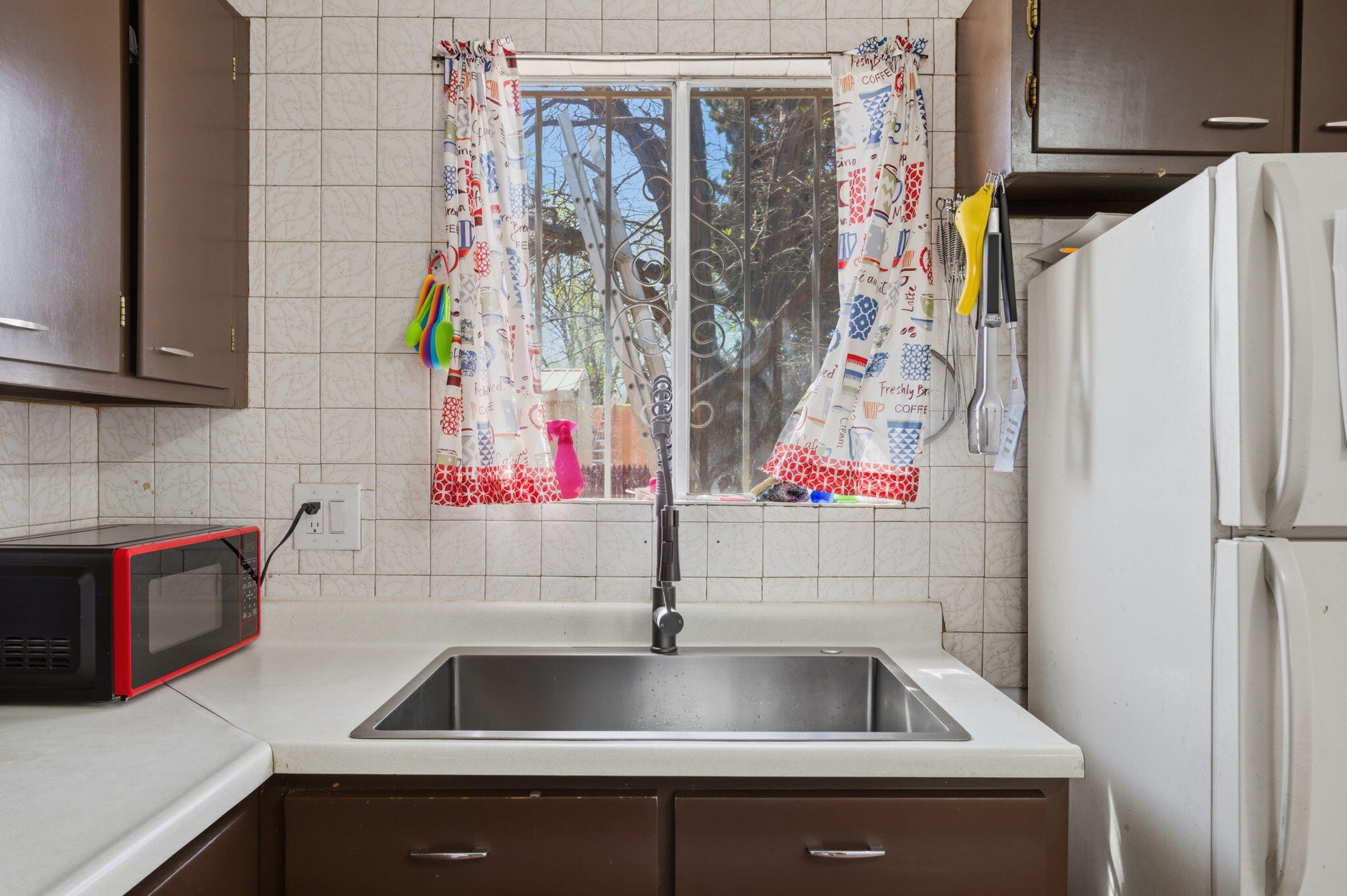 2716 Apple Valley Avenue SW