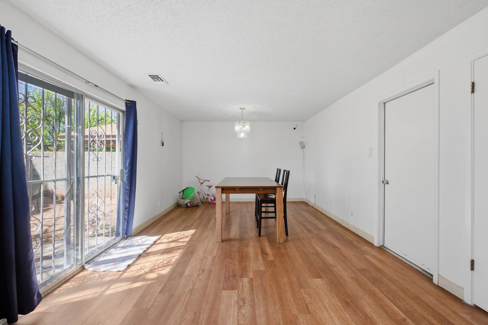 2716 Apple Valley Avenue SW