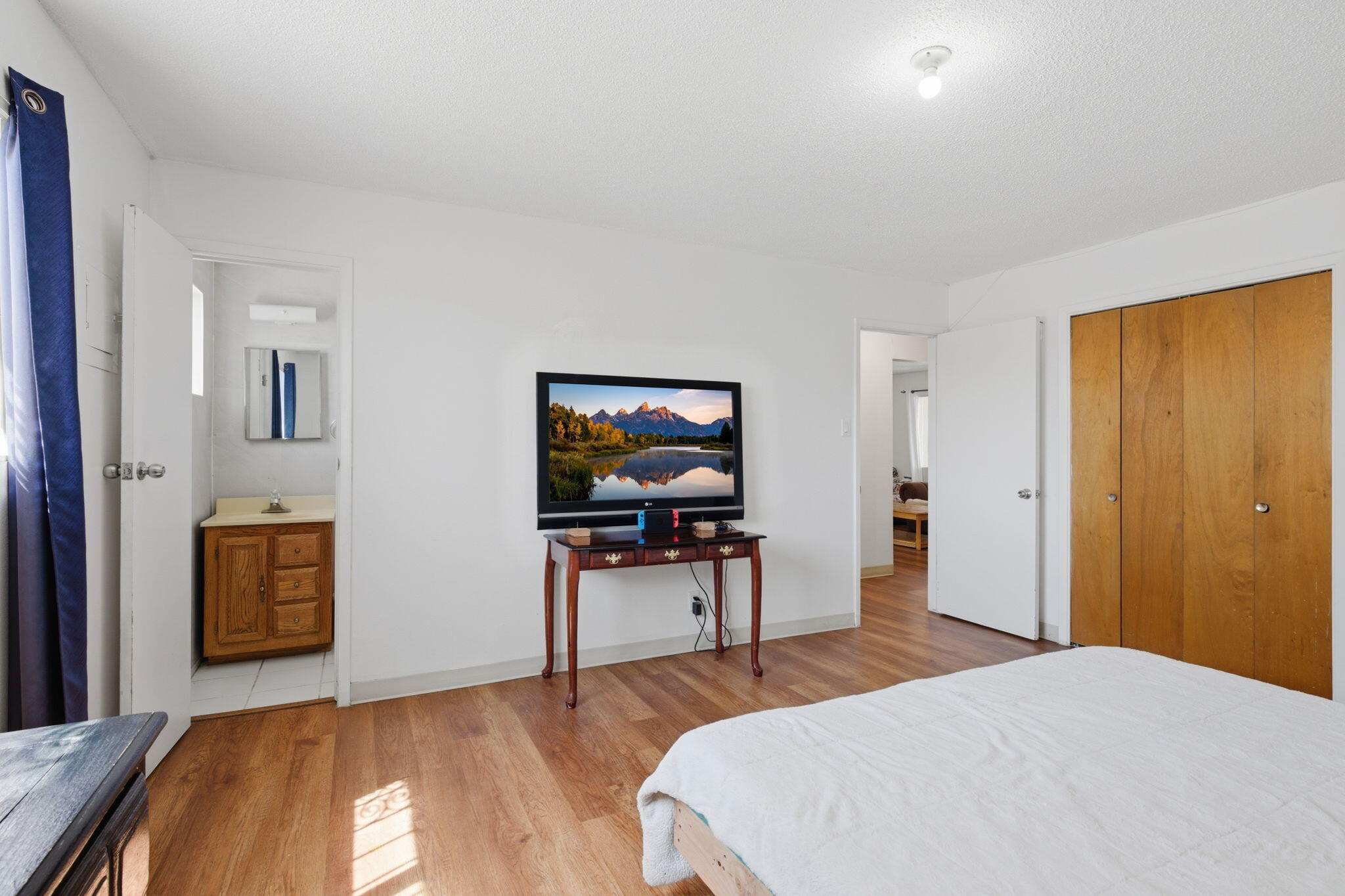 2716 Apple Valley Avenue SW